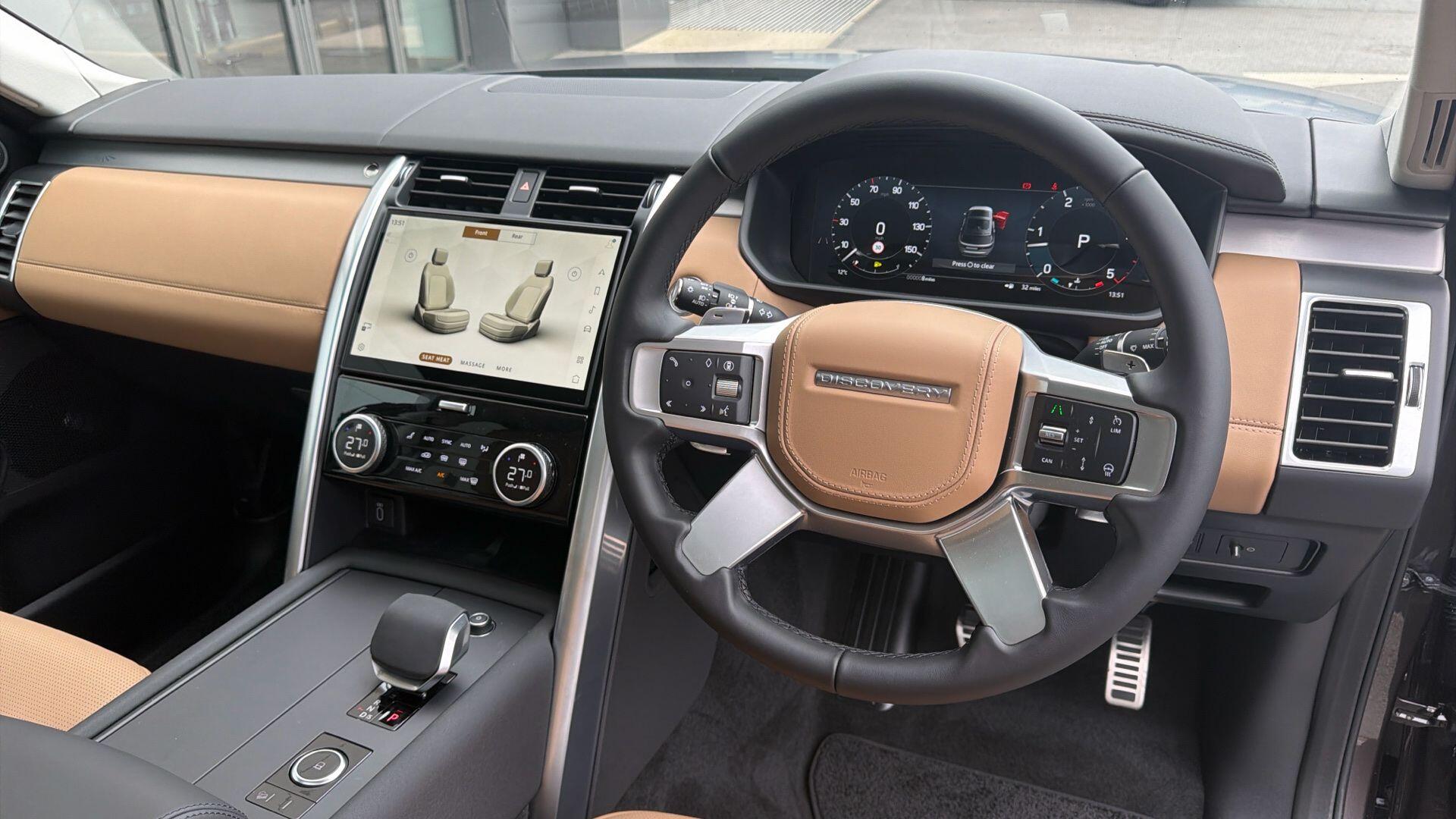 Land Rover Discovery view 31
