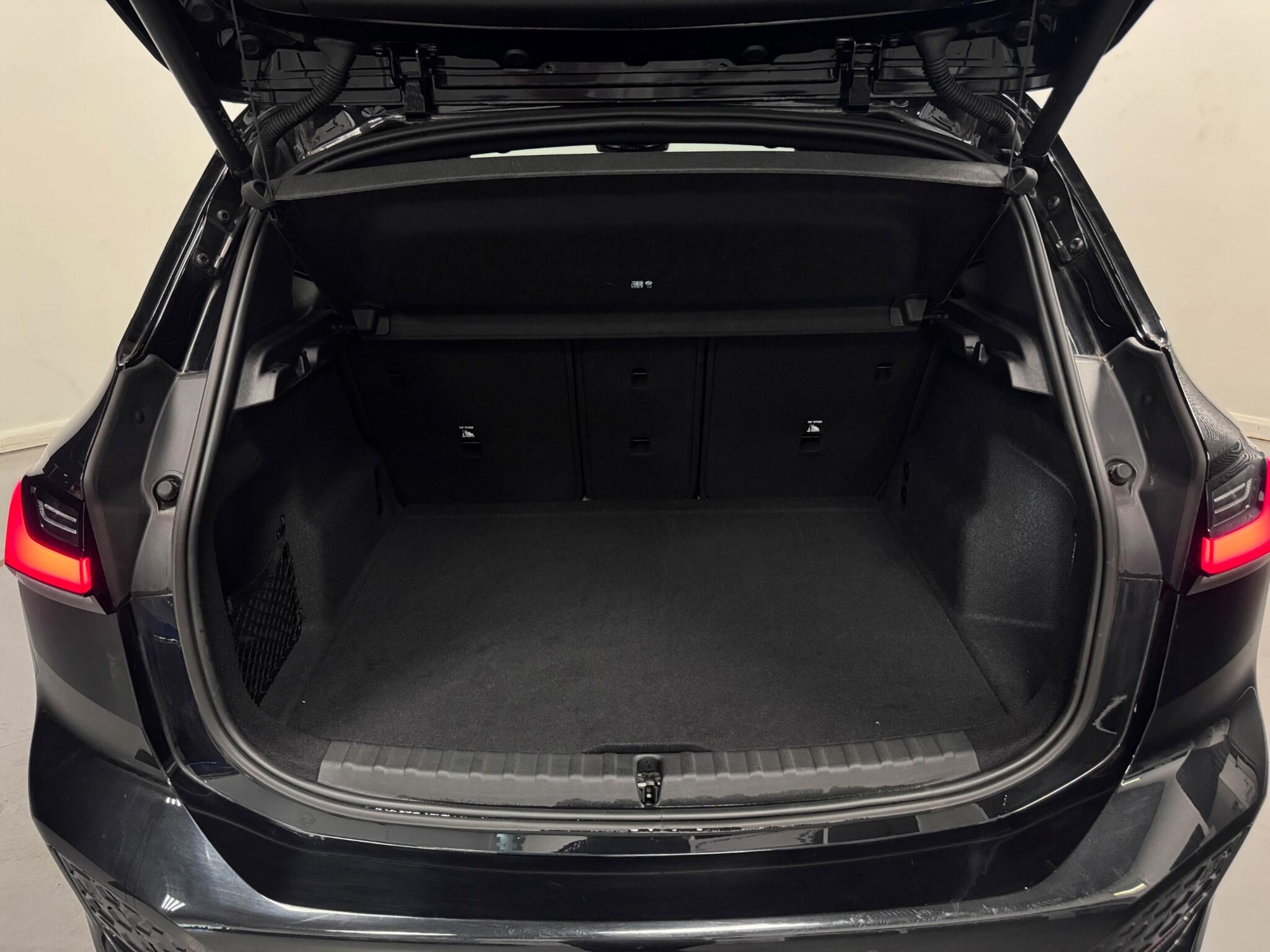 BMW 2 Series view 7