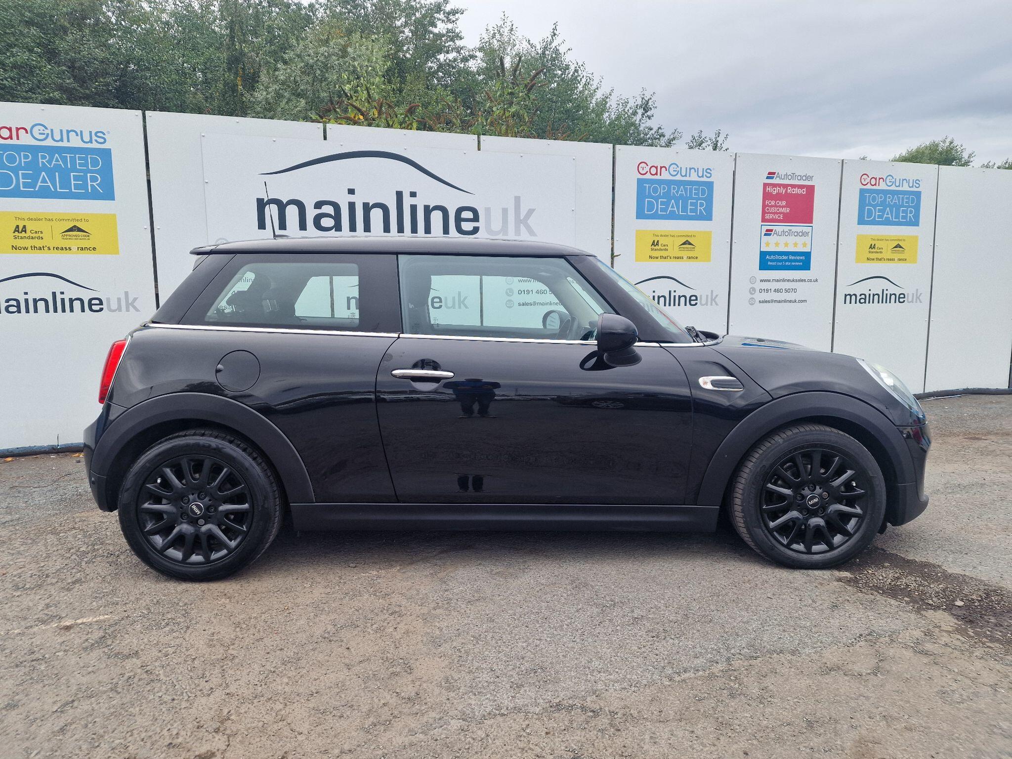 Mini Hatch view 23