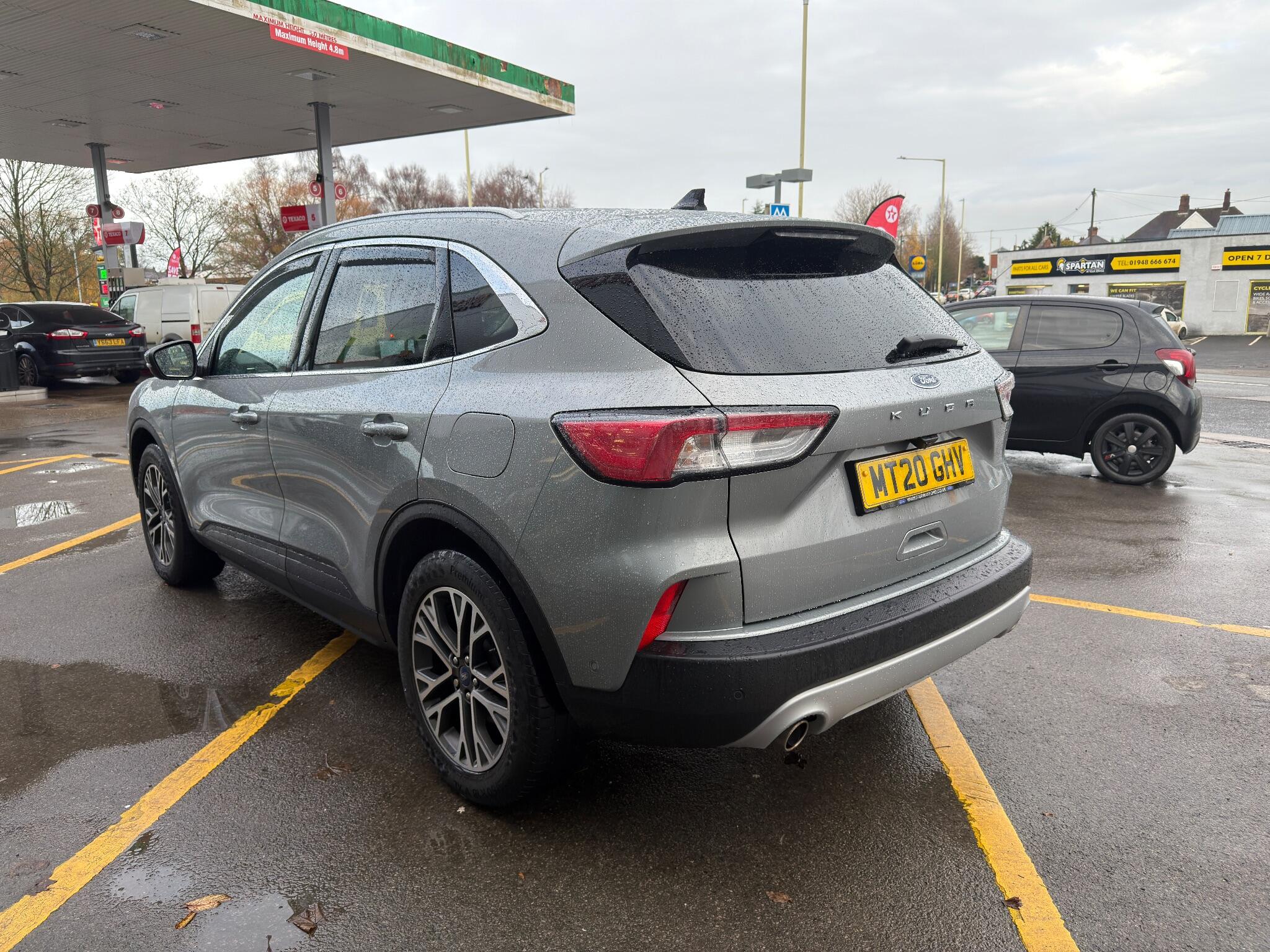 2020 Ford Kuga 1.5 EcoBlue Titanium First Edition Auto Euro 6 (s/s) 5dr • 53,300 miles image 4