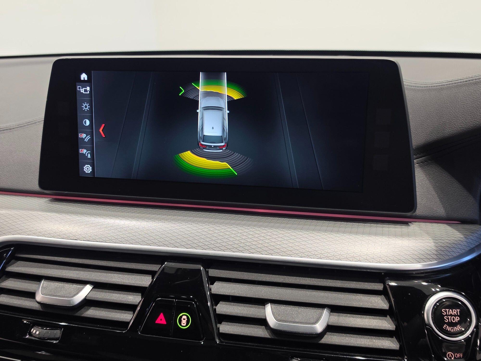 BMW 5 Series view 35