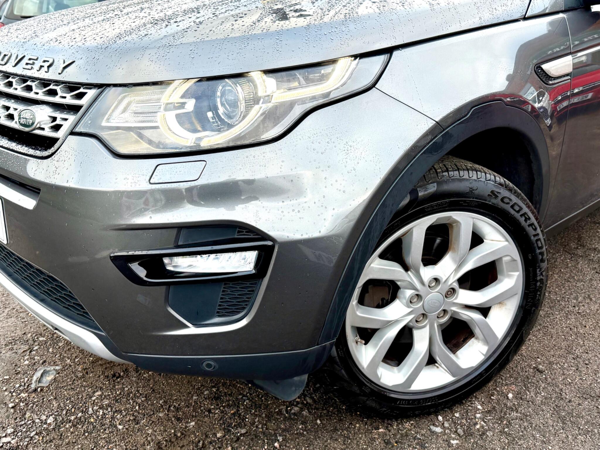 2015 Land Rover Discovery Sport 2.0 TD4 HSE Auto 4WD Euro 6 (s/s) 5dr • 86,302 miles image 39