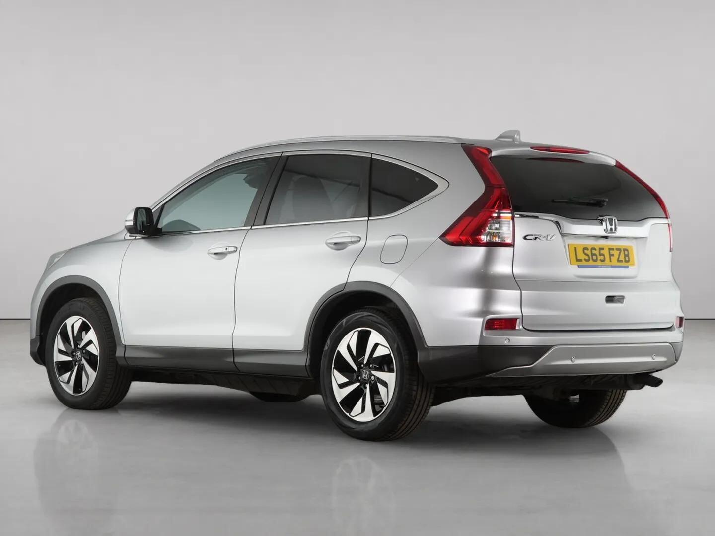 Honda CR-V view 8