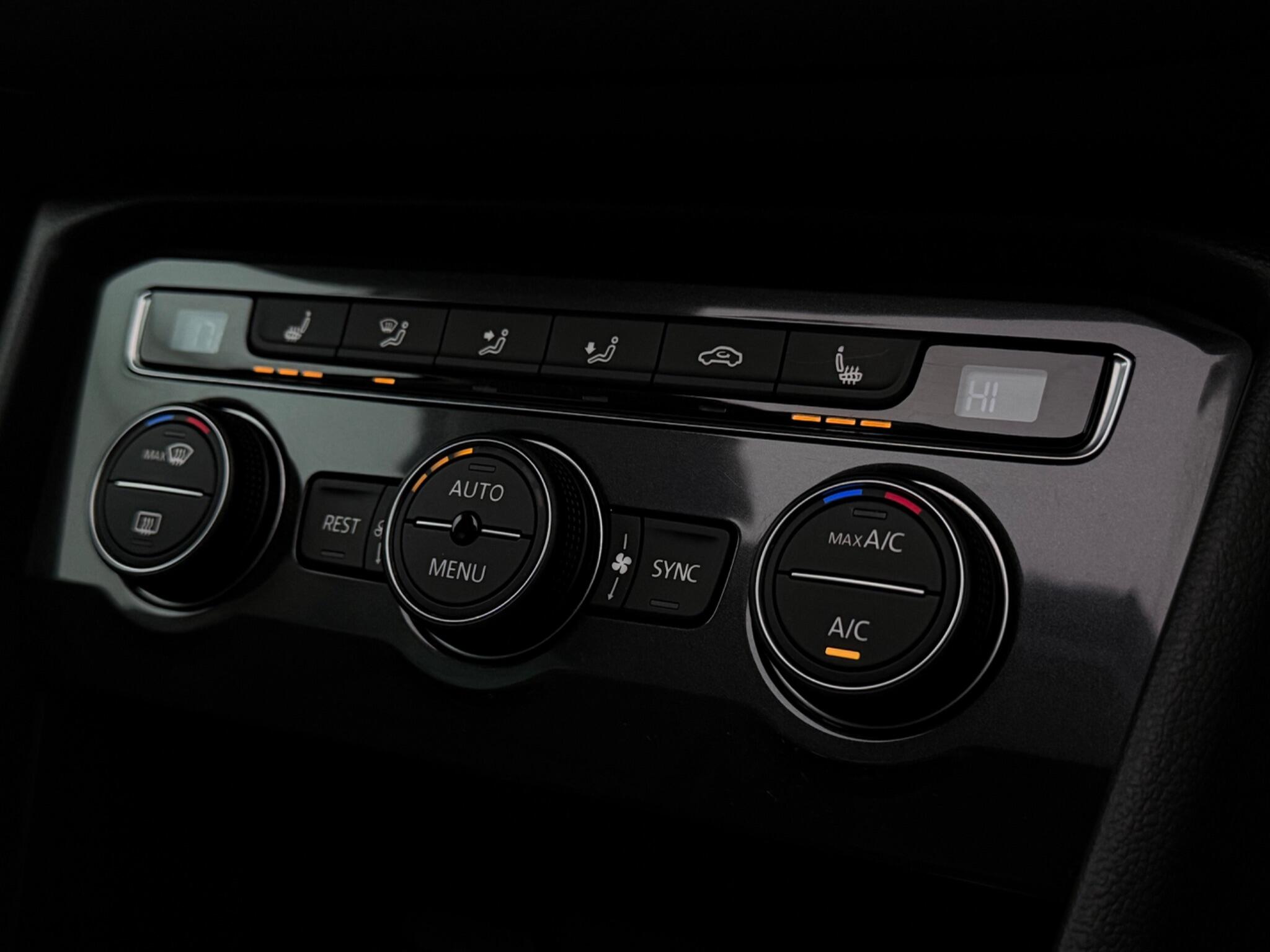Volkswagen Tiguan view 22
