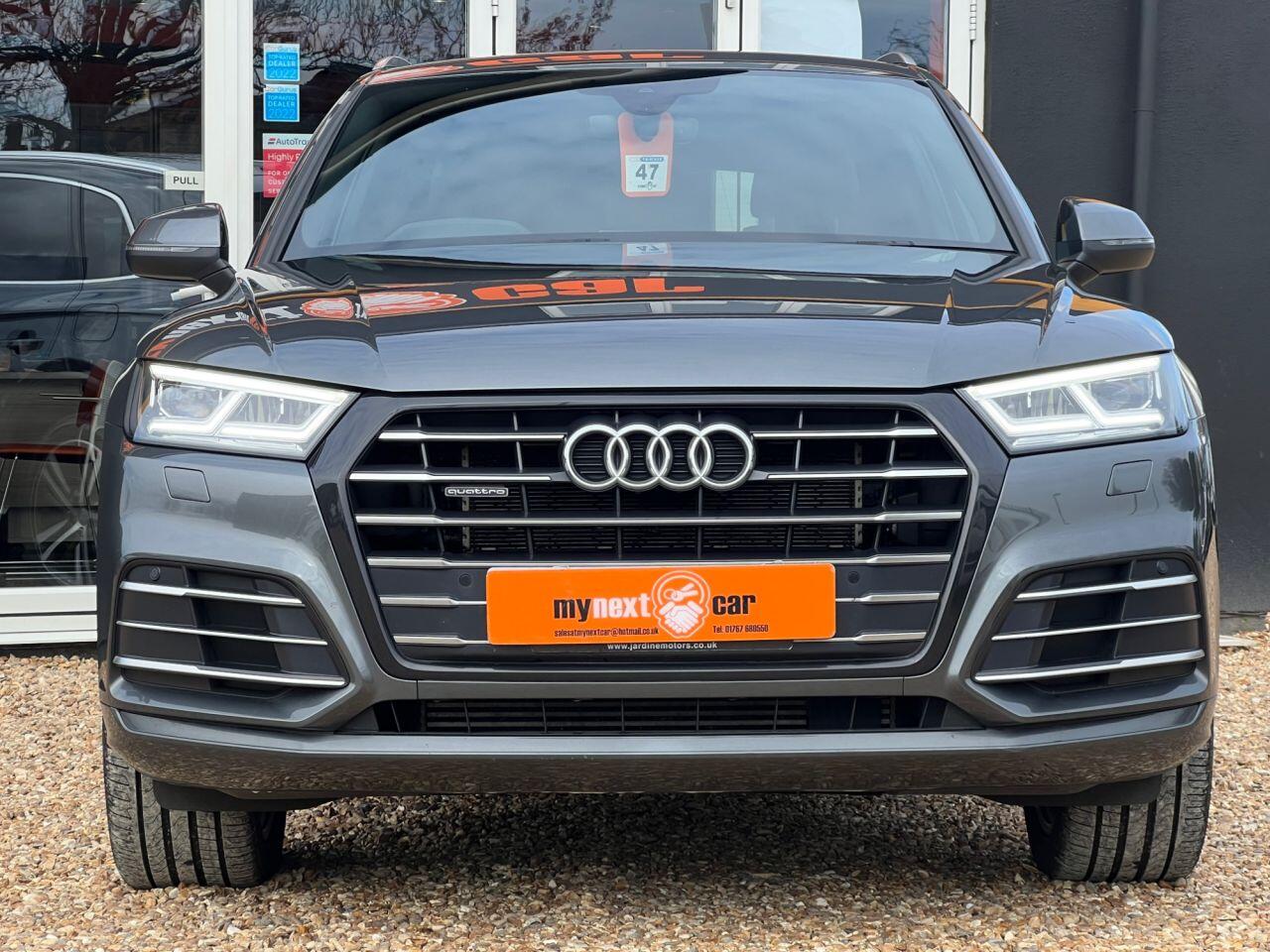 Audi Q5 view 2