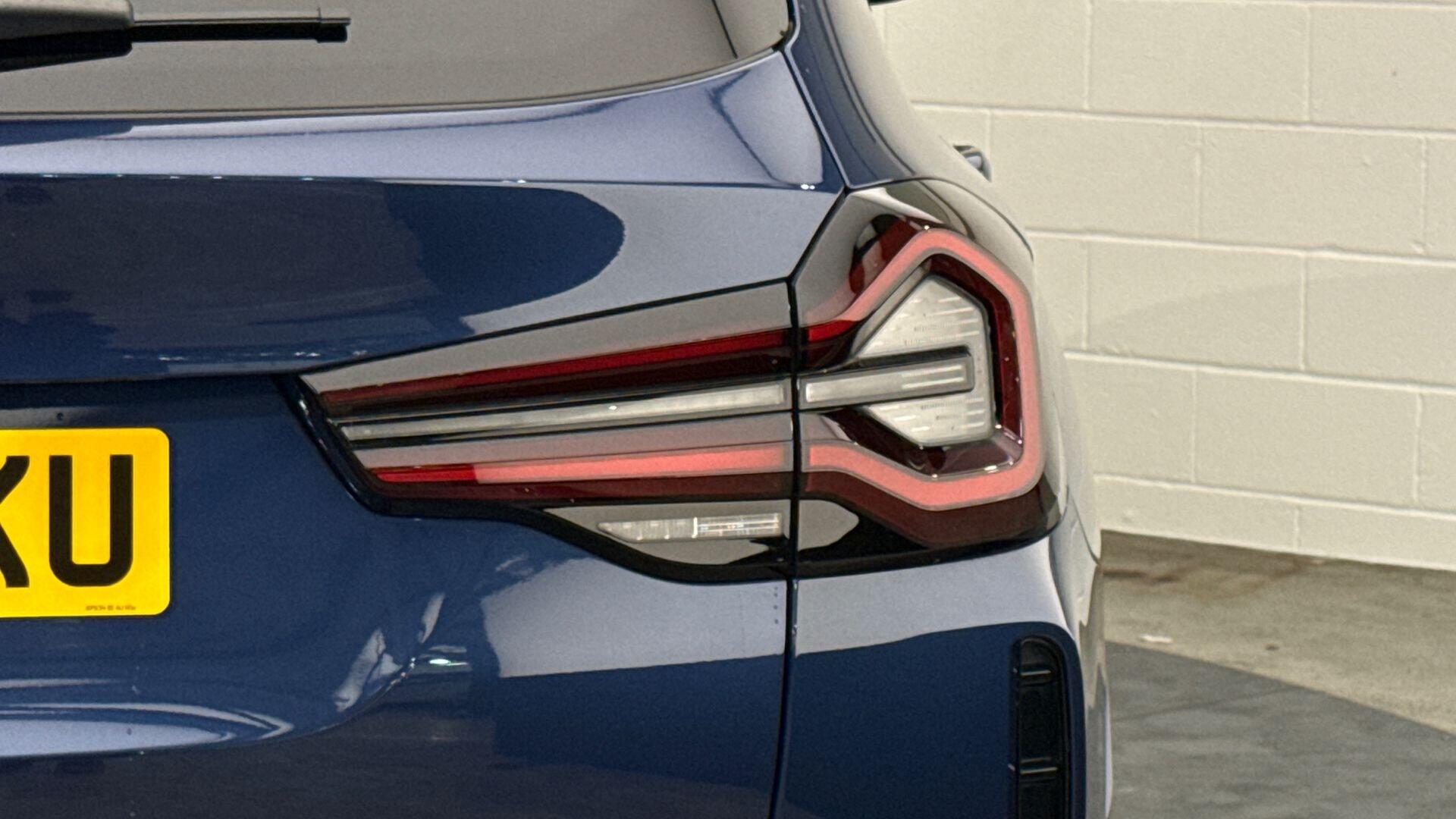 BMW Ix3 view 21