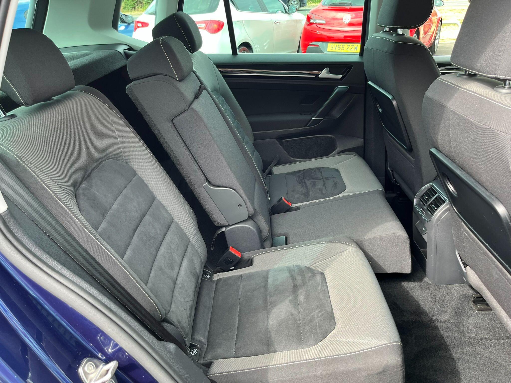 Volkswagen Golf SV view 36
