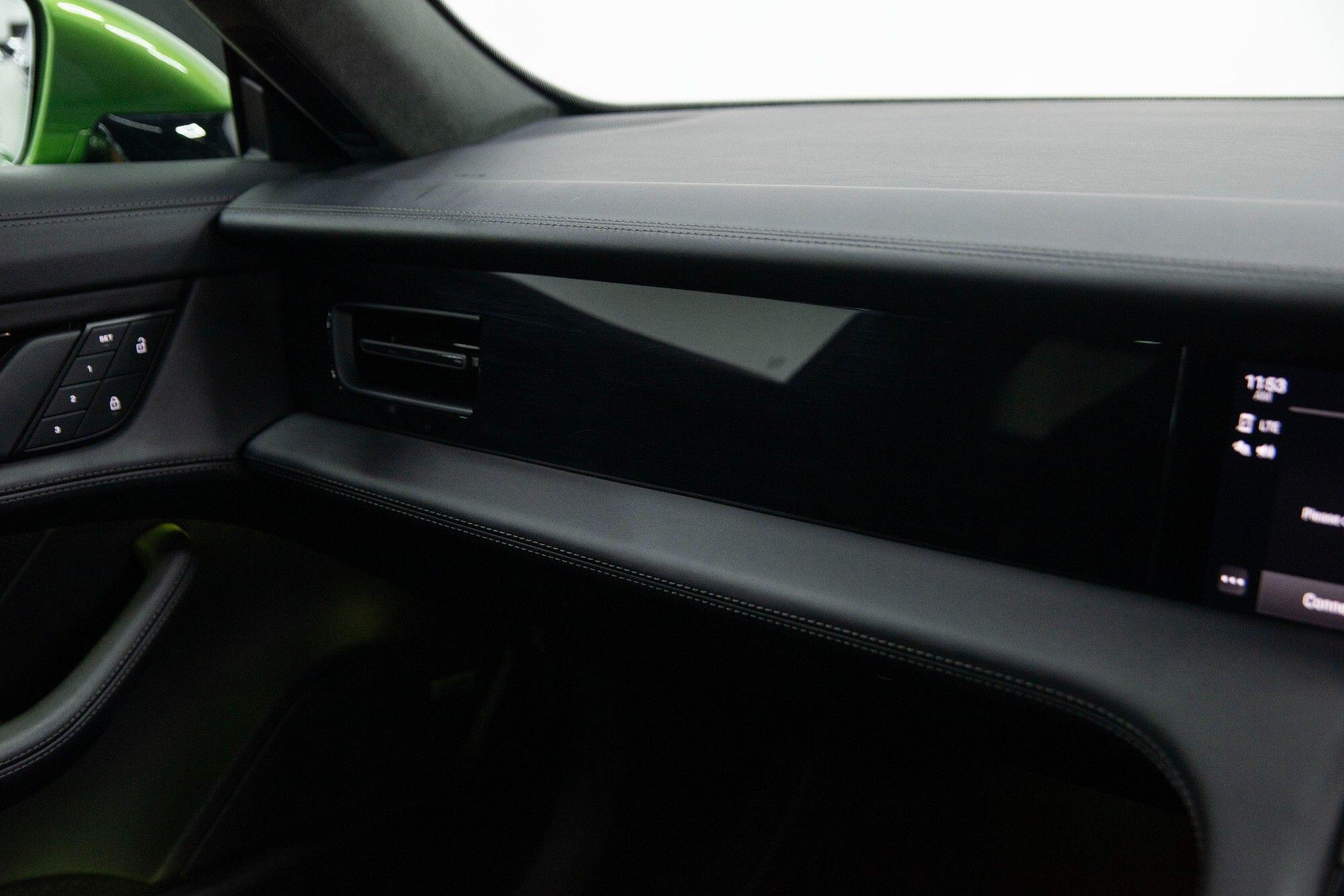 Porsche Taycan view 39
