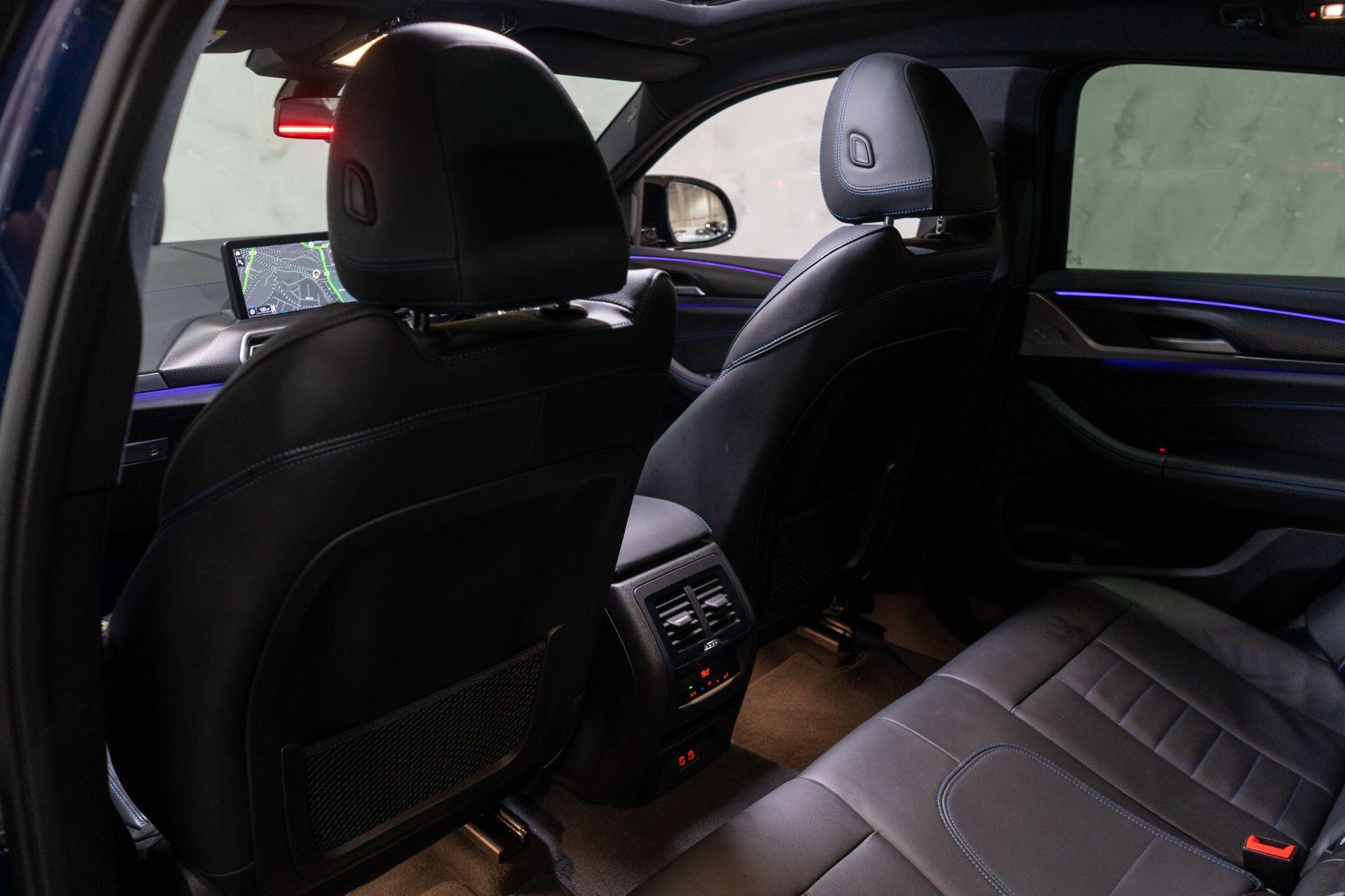 BMW X4 view 16