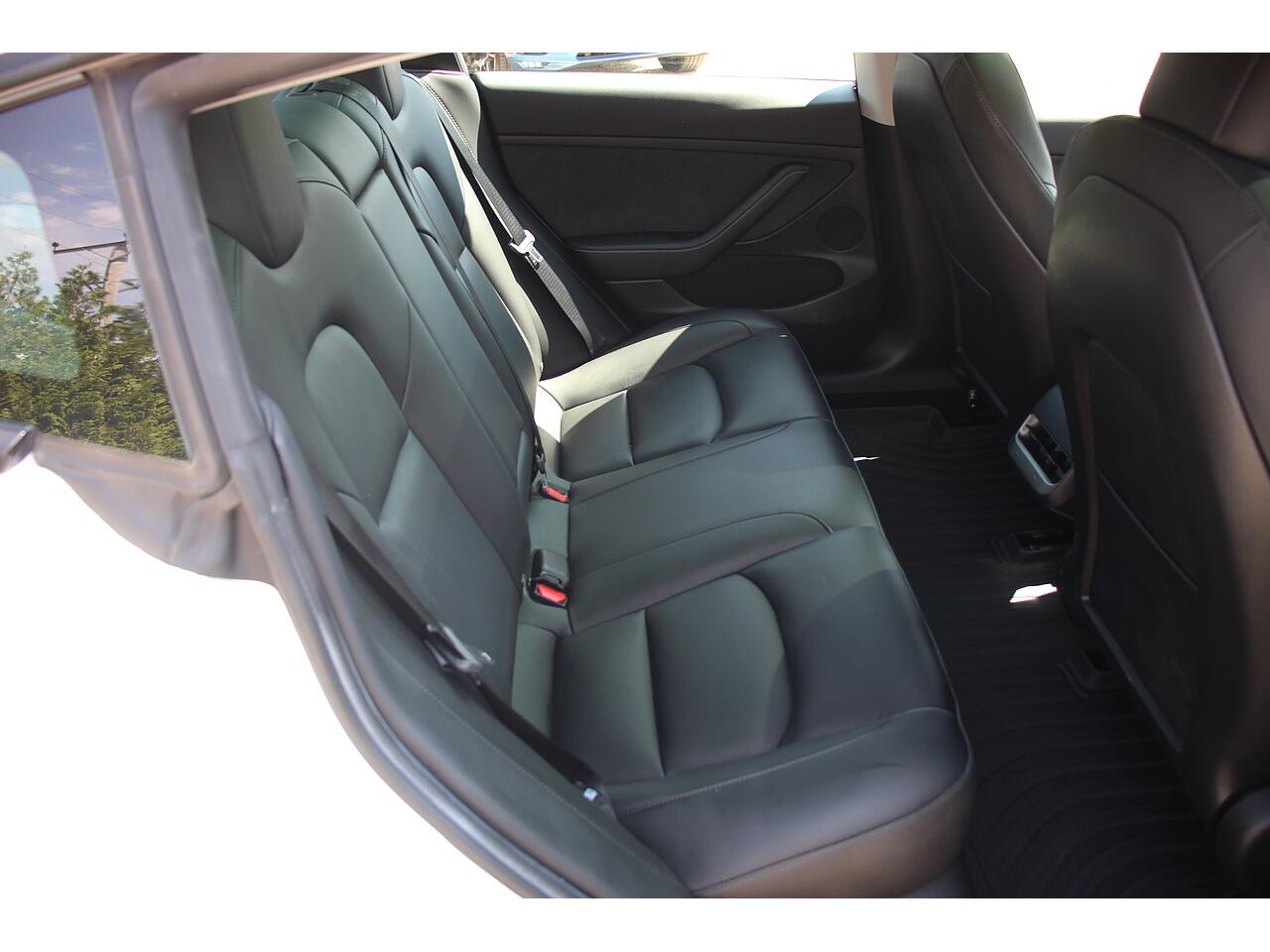 Tesla Model 3 view 18