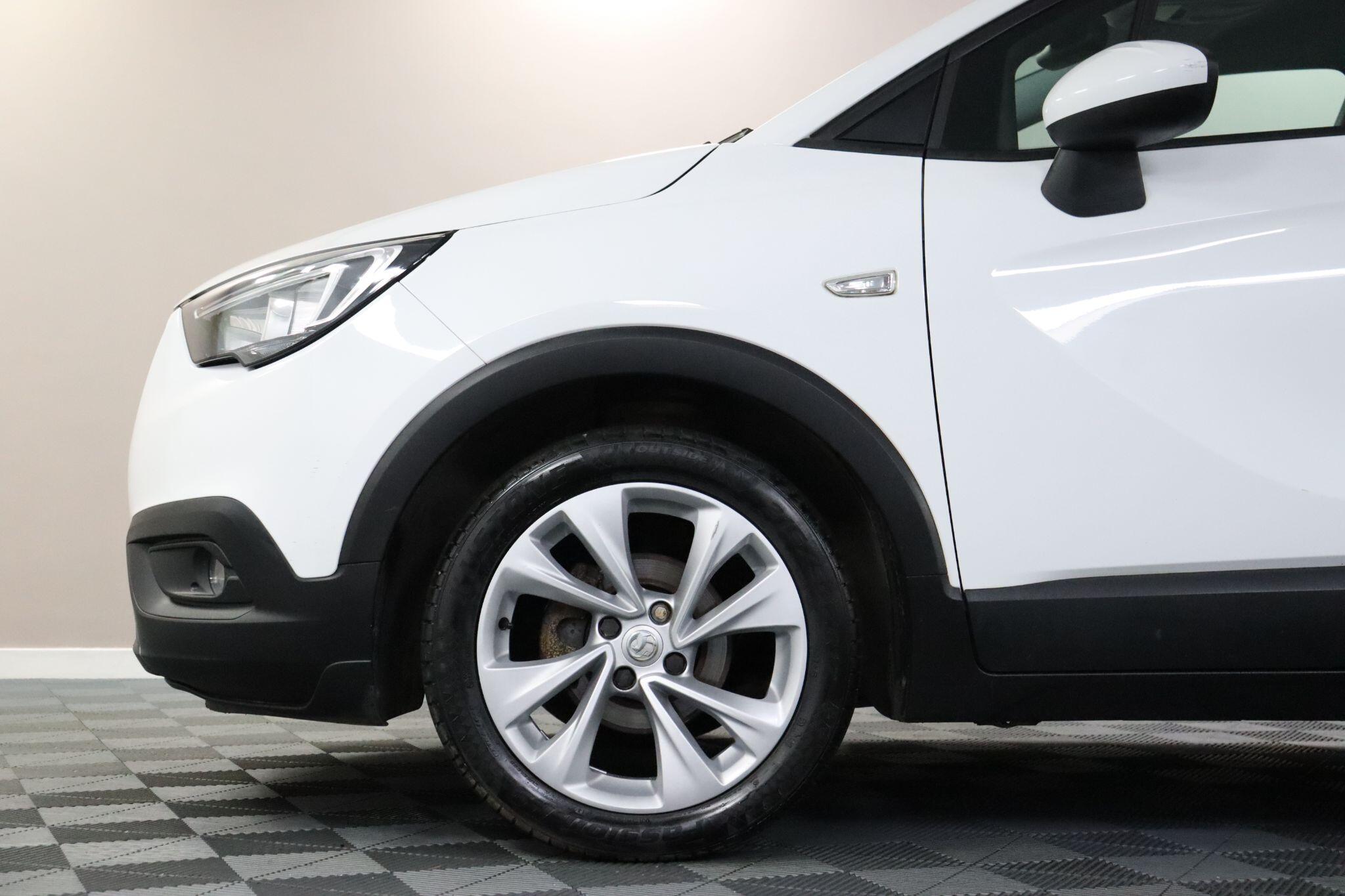 Vauxhall Crossland X view 30