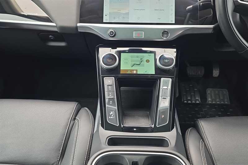 Jaguar I-Pace view 14