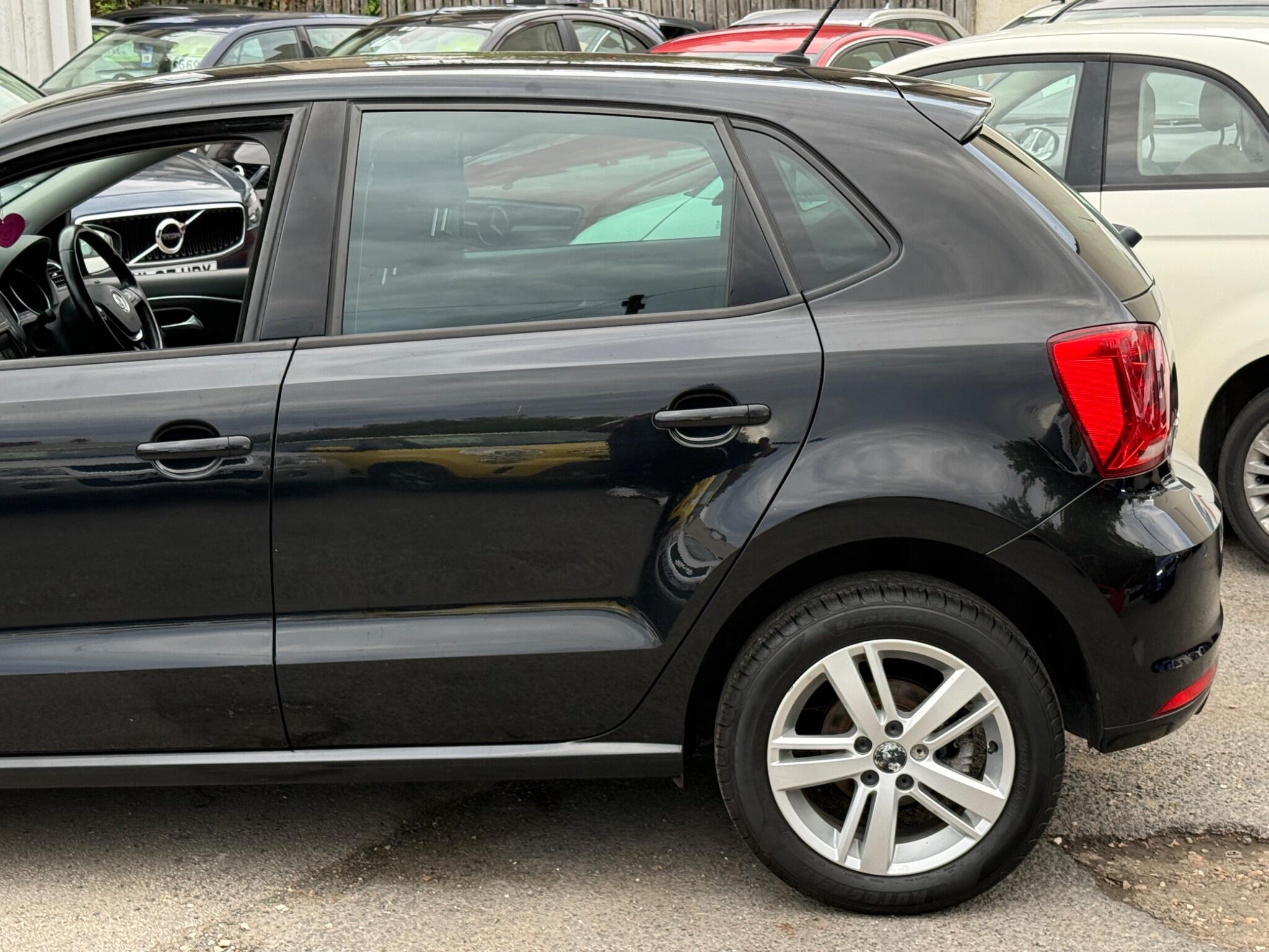 Volkswagen Polo - Image 12