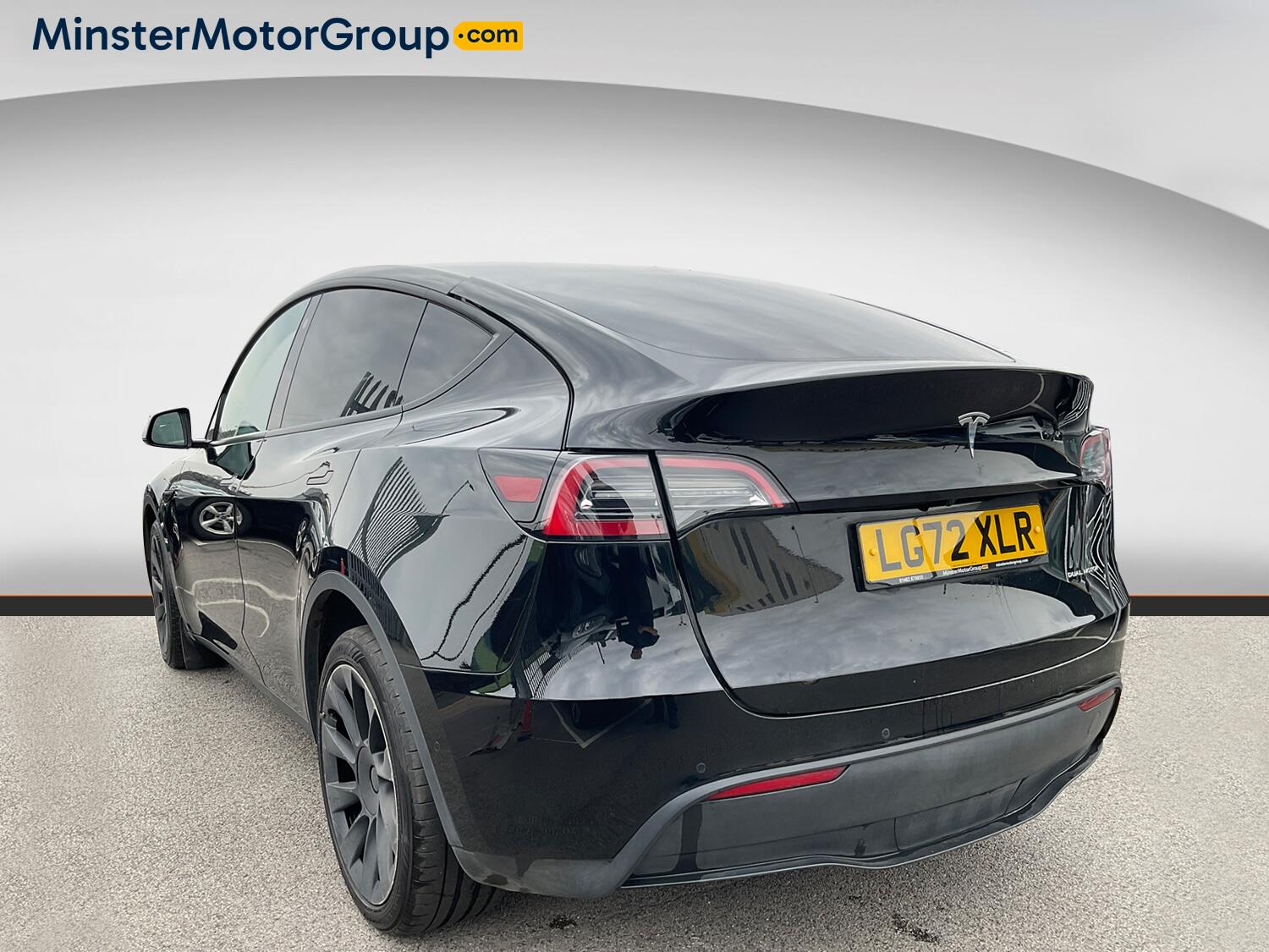 Tesla Model Y view 4