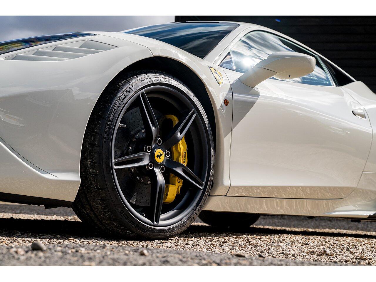 Ferrari 458 view 40