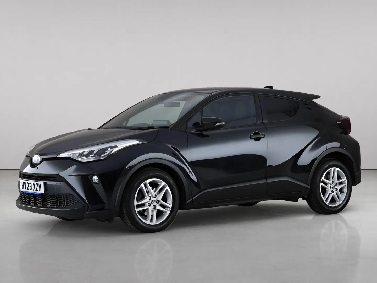 Toyota C-HR view 5