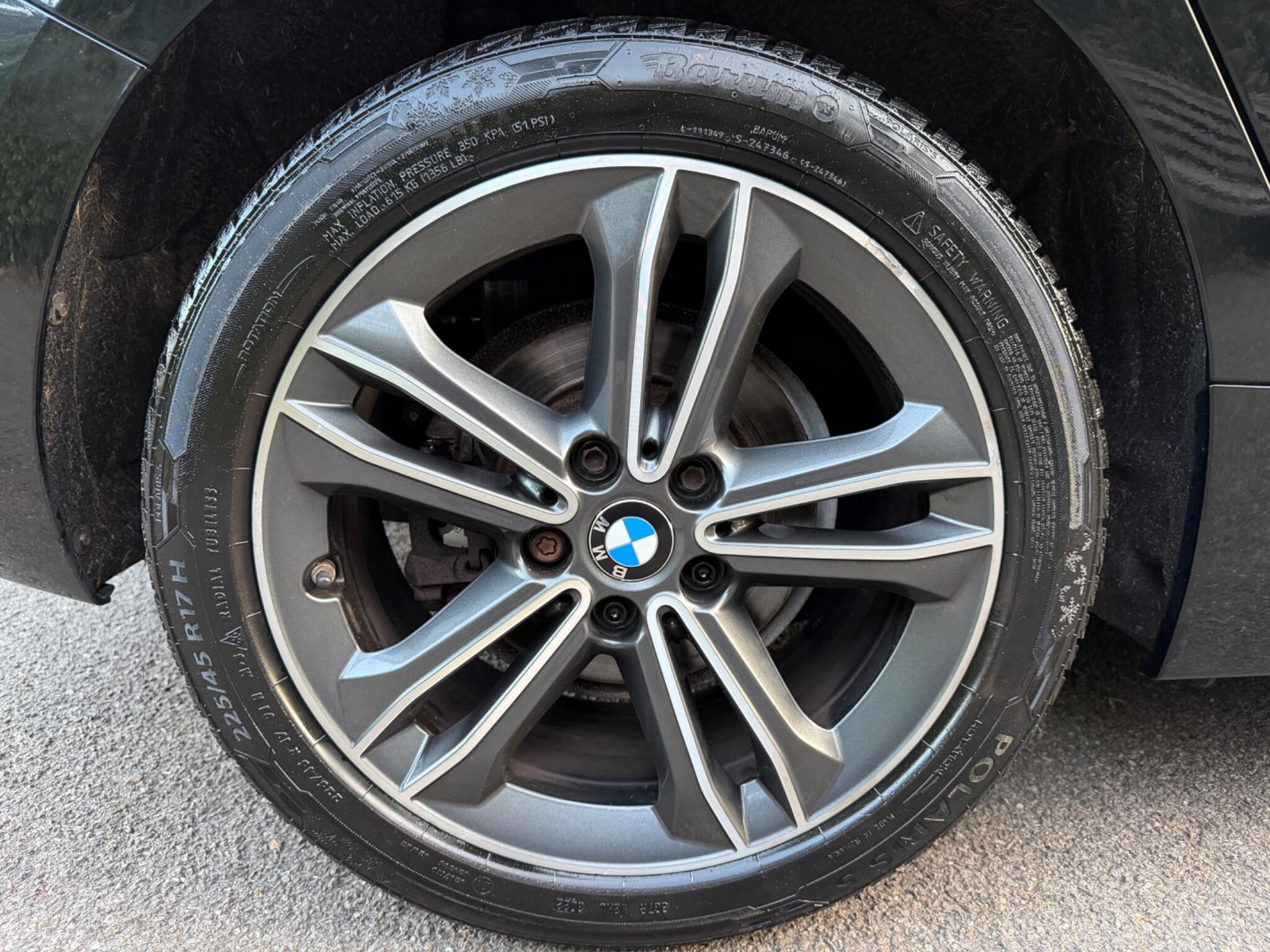BMW 1 Series view 33