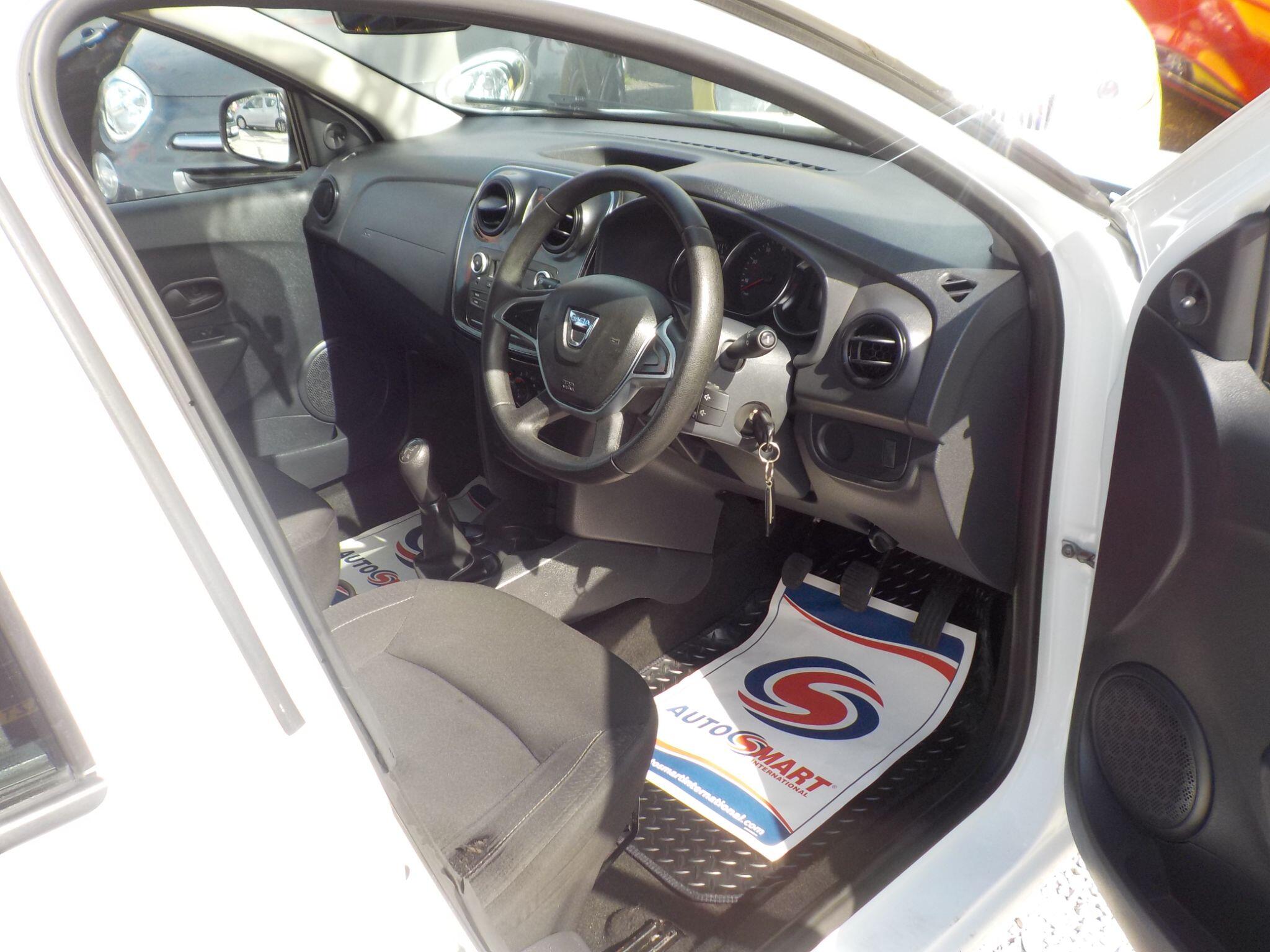 Dacia Sandero 1.0 SCe Ambiance Euro 6 5dr