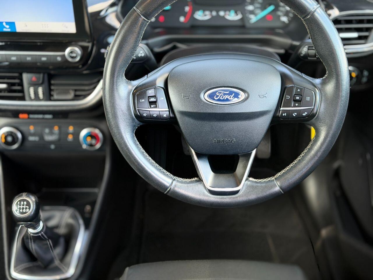 Ford Fiesta view 84