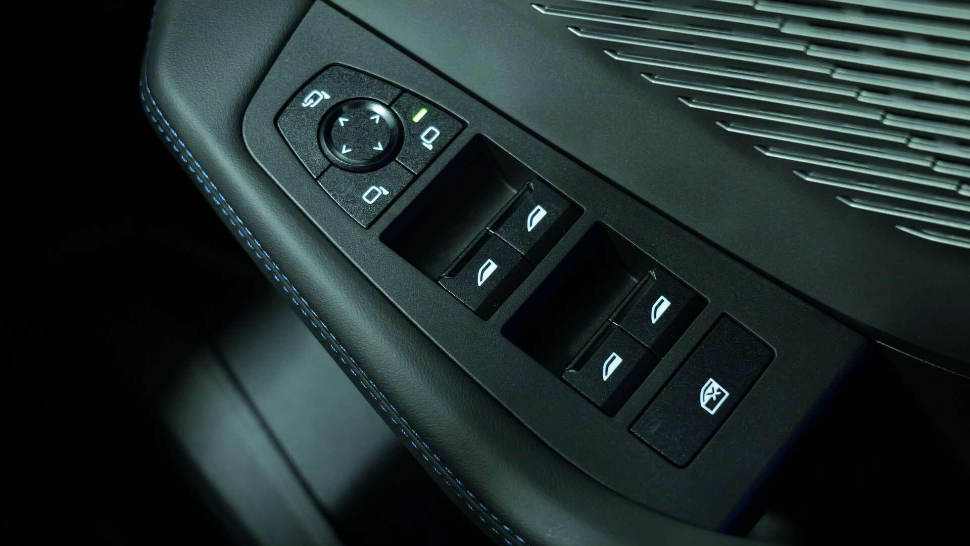 BMW 1 Series view 31