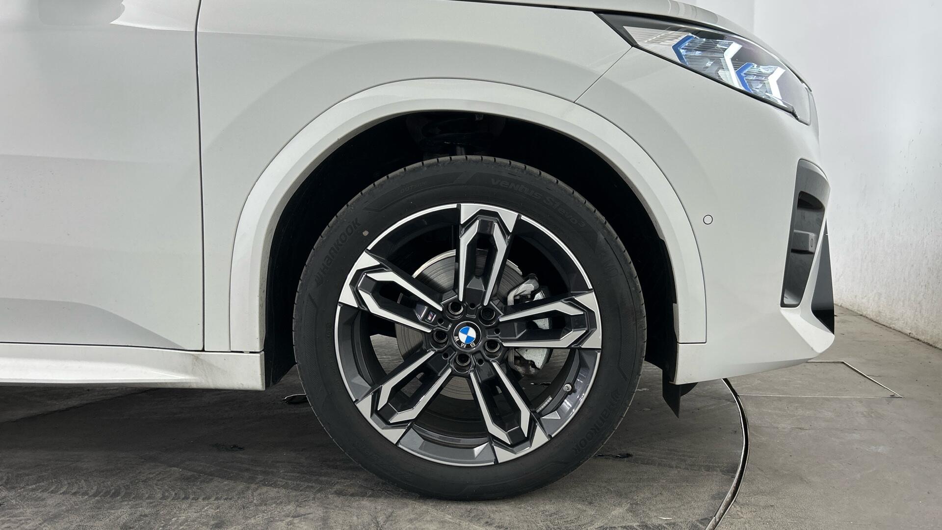 BMW iX2 view 14