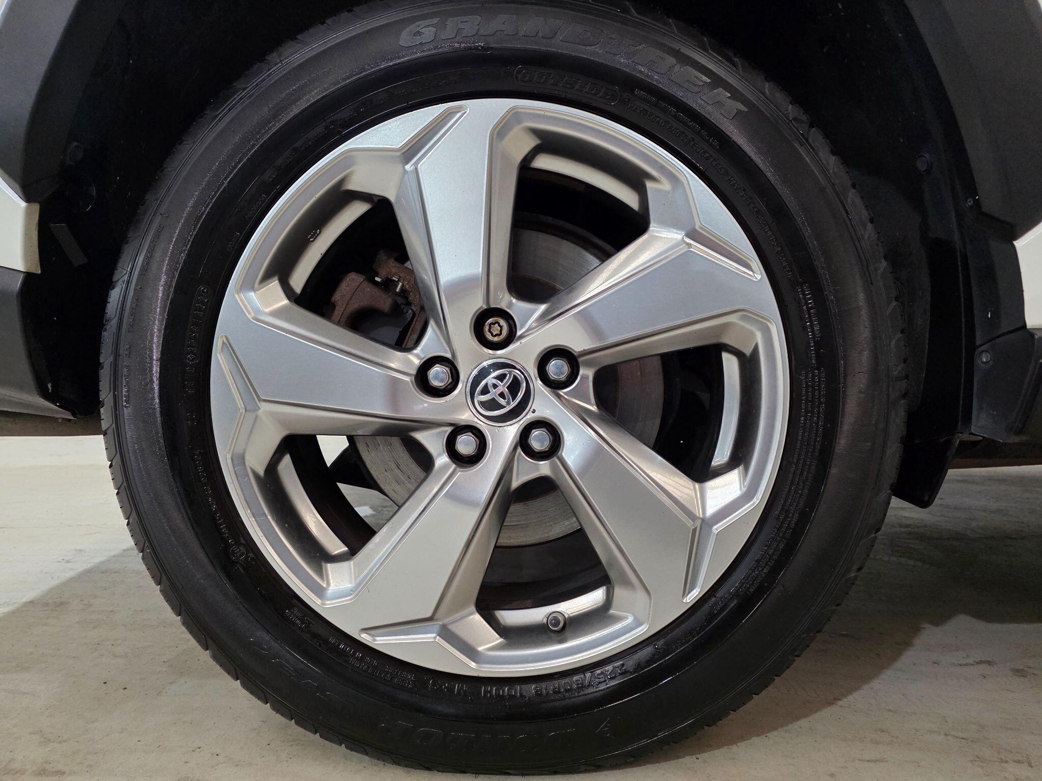 Toyota Rav4 view 31