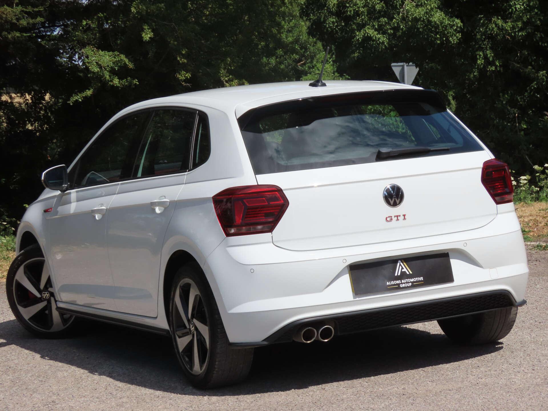 Volkswagen Polo view 6