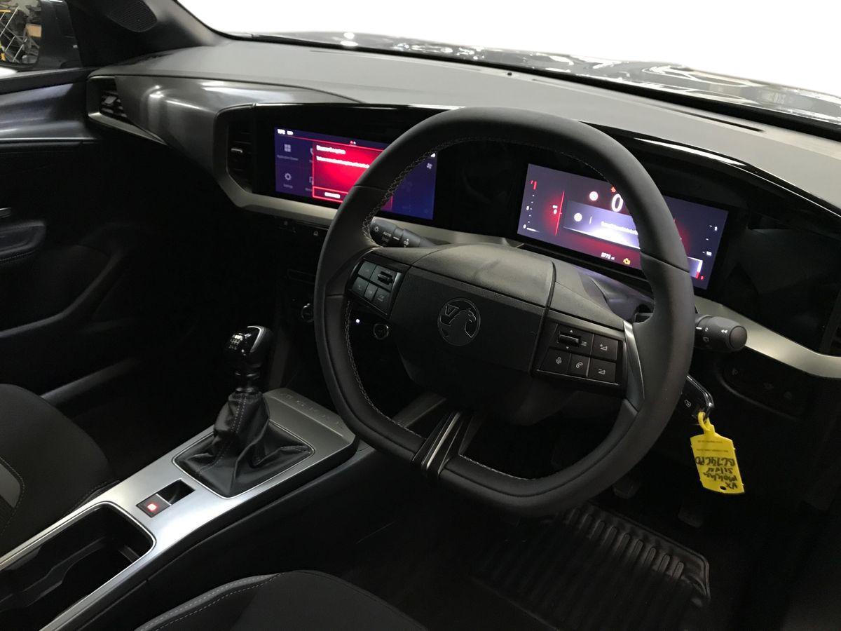 Vauxhall Mokka view 3