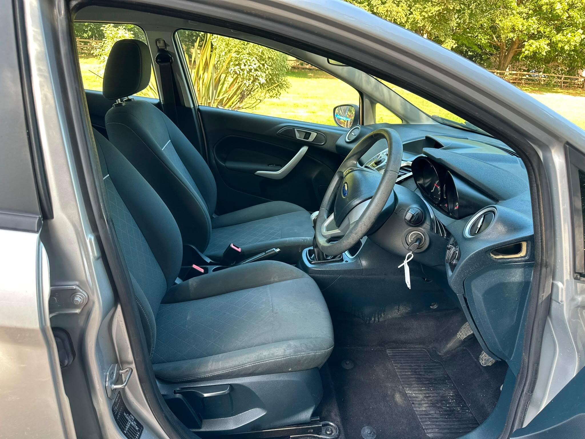 Ford Fiesta view 20