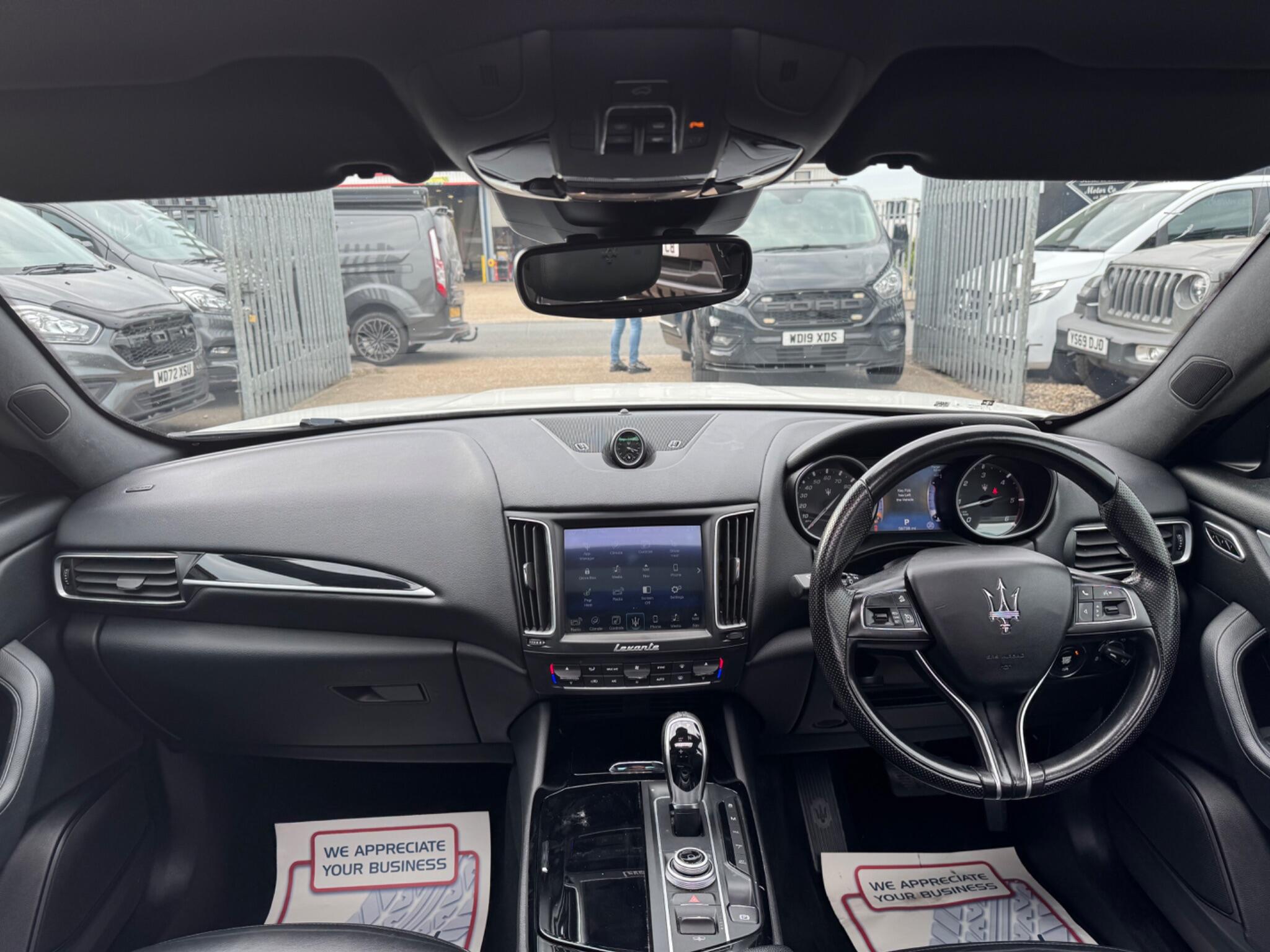 Maserati Levante view 20