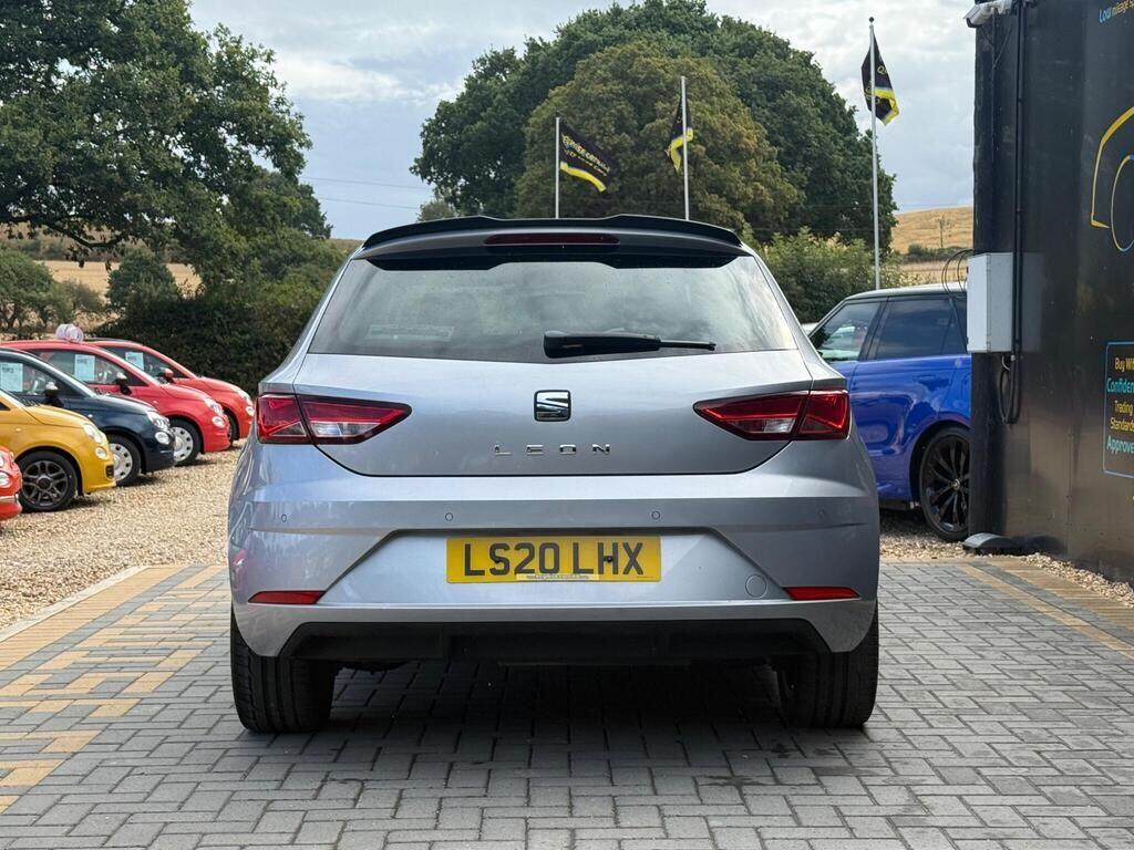 Seat Leon view 4