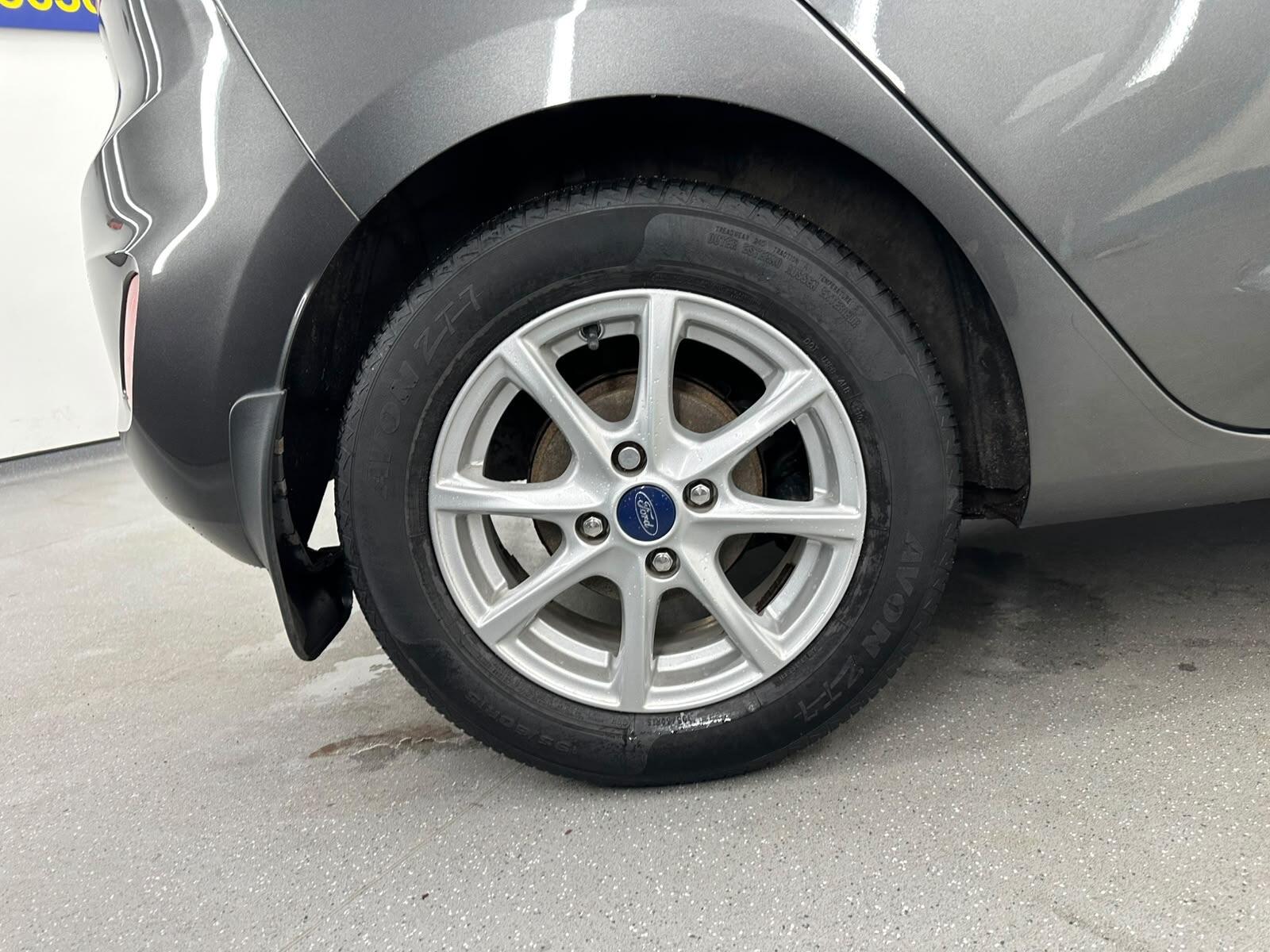 Ford Fiesta view 16