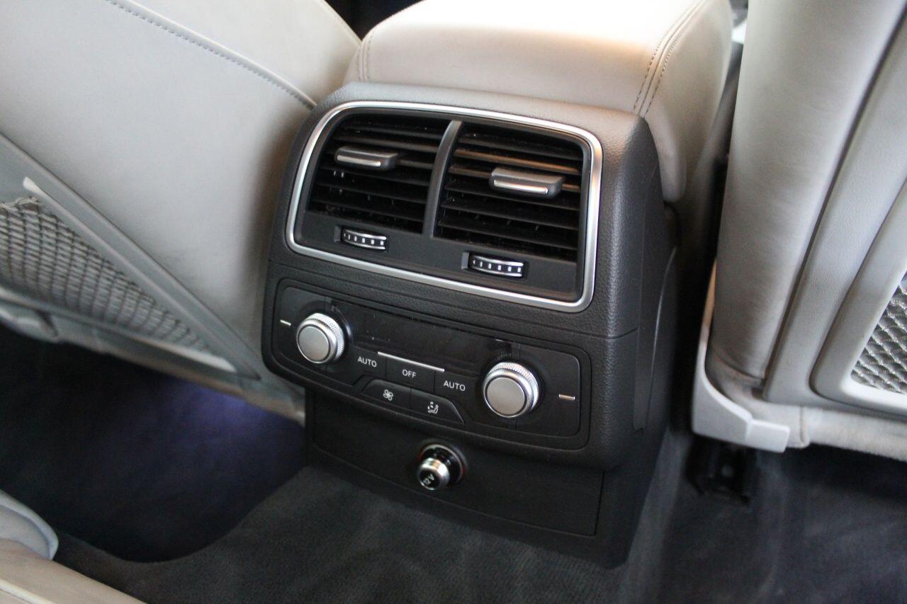 Audi A6 view 57