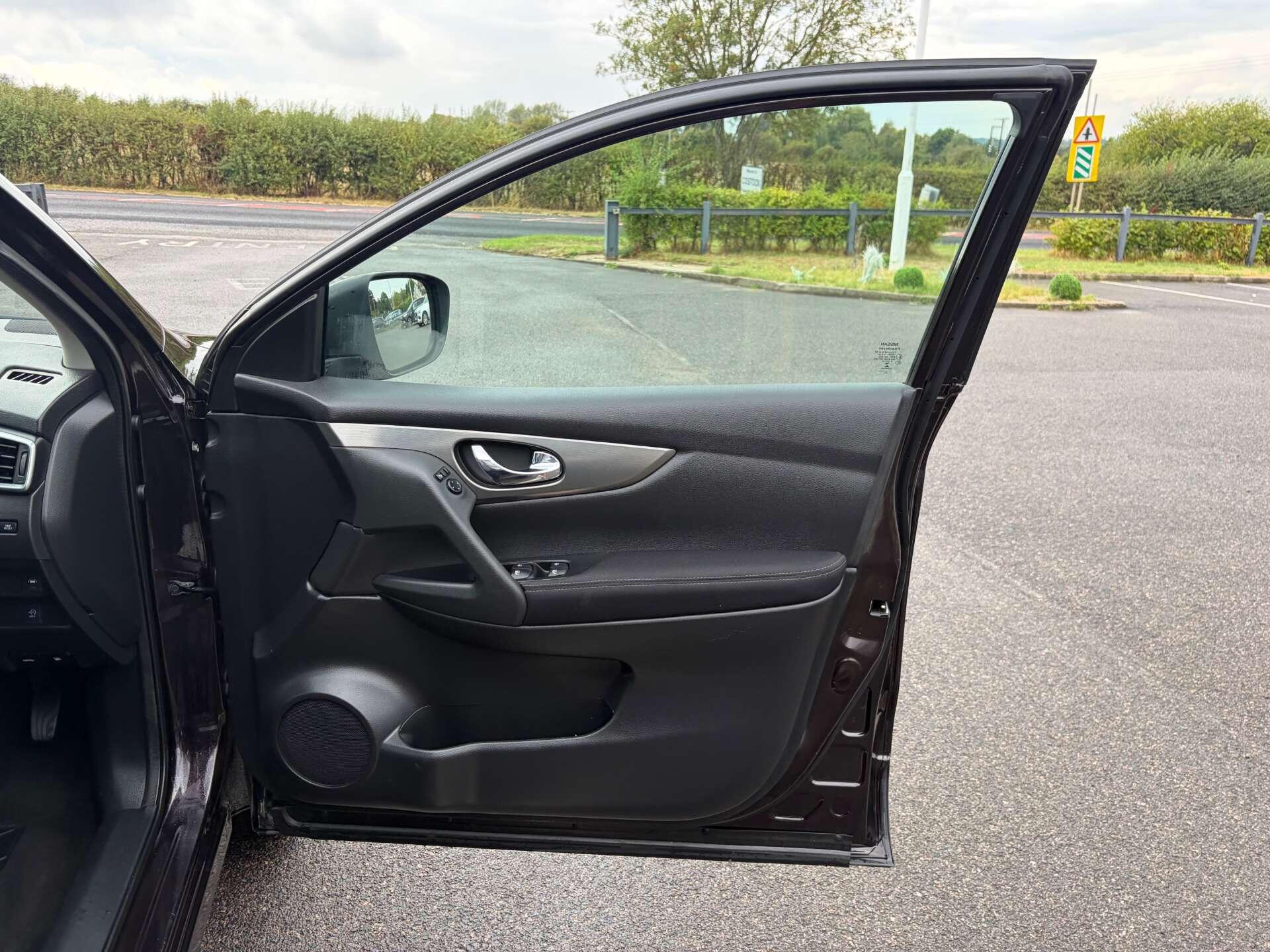 Nissan Qashqai view 32