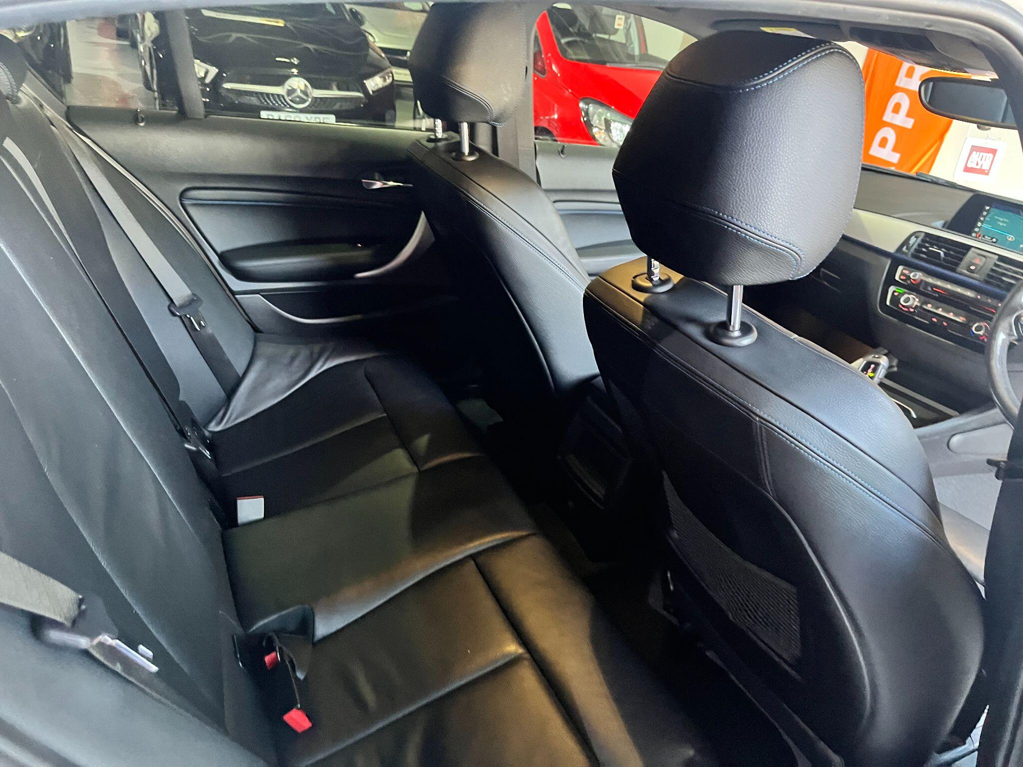 BMW 1 Series view 33