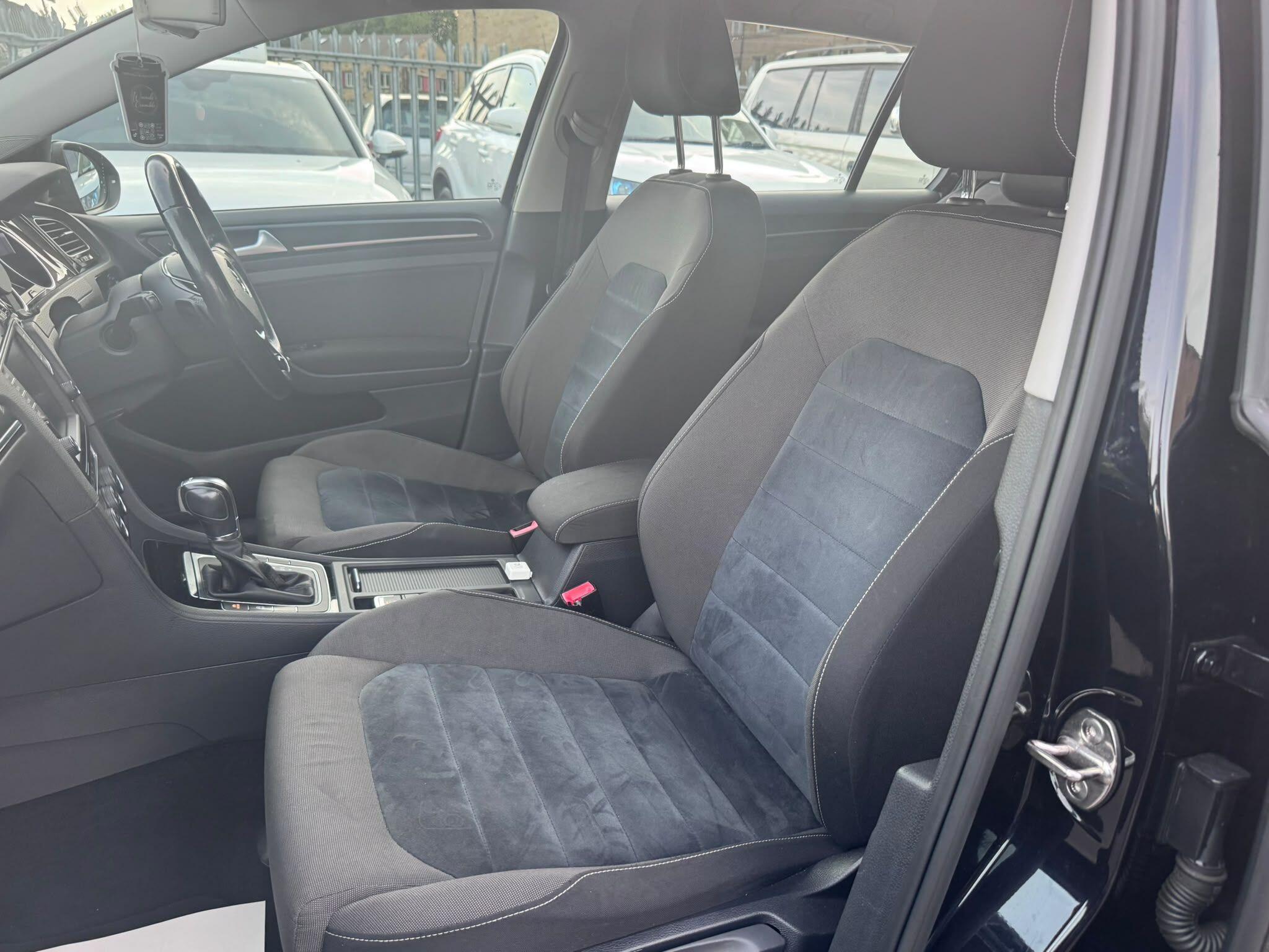 Volkswagen Golf view 44