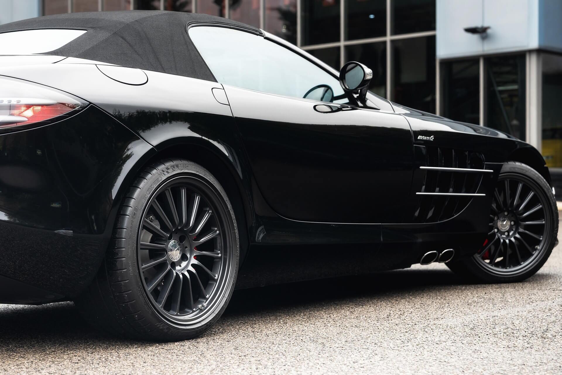 Mercedes-Benz SLR view 59