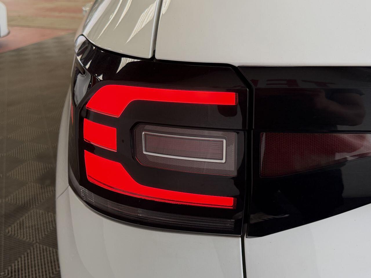 Volkswagen T-Cross view 22