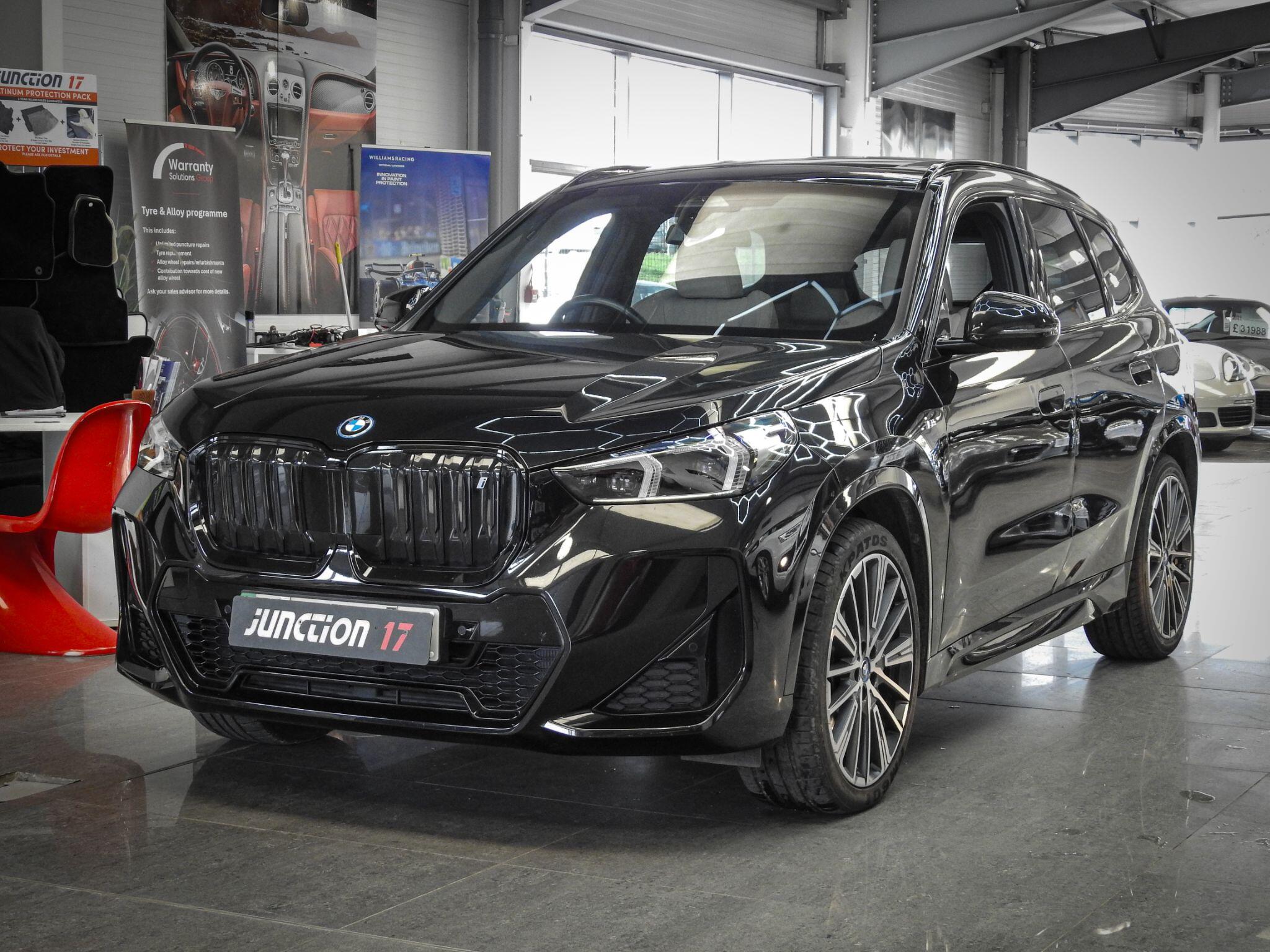 BMW Ix1 view 8