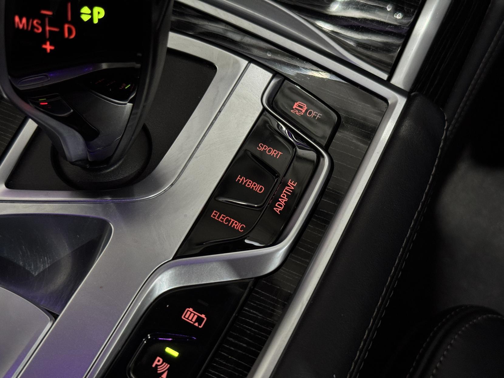 BMW 7 Series view 48