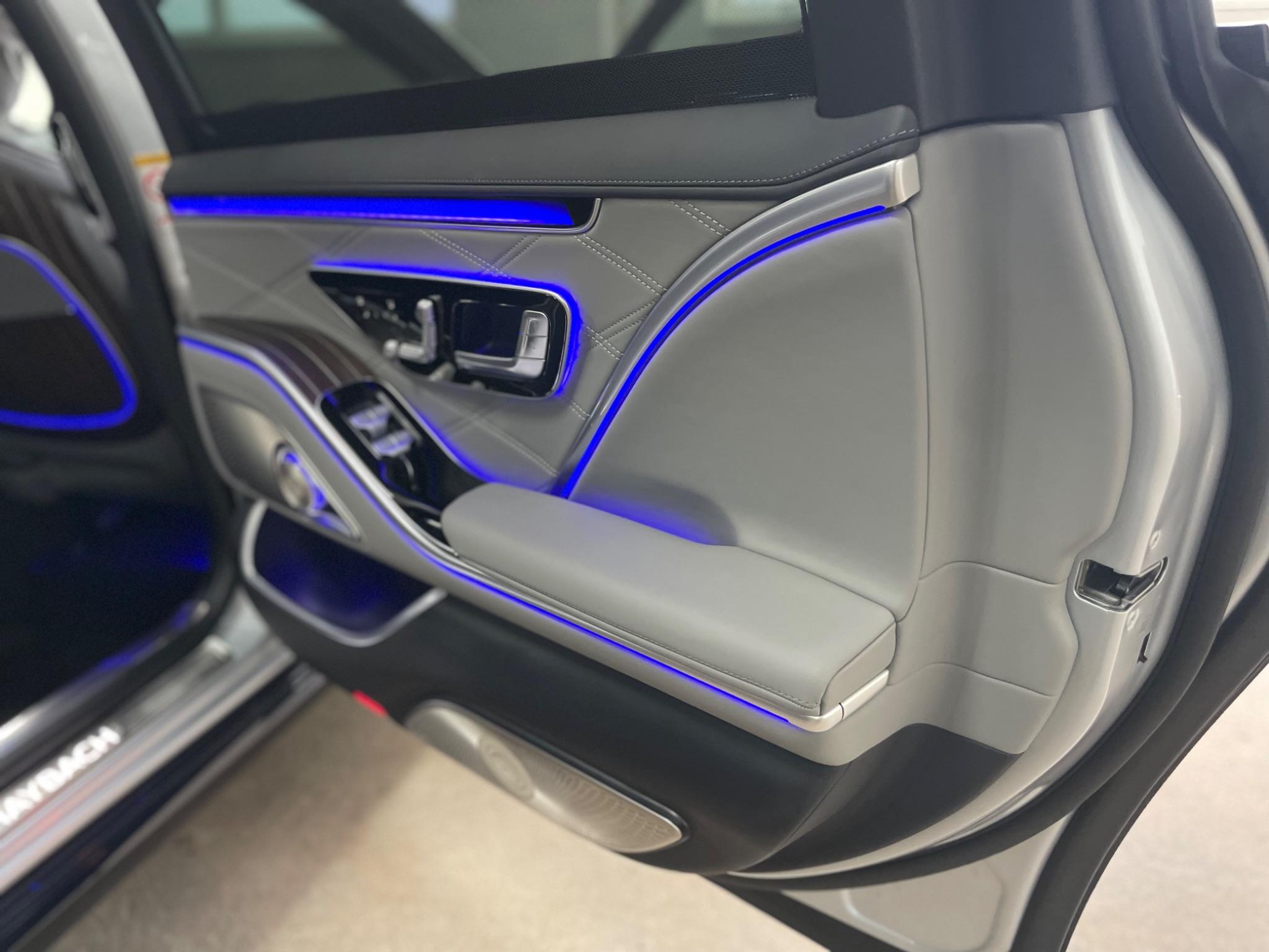 Mercedes-Benz S-Class view 15
