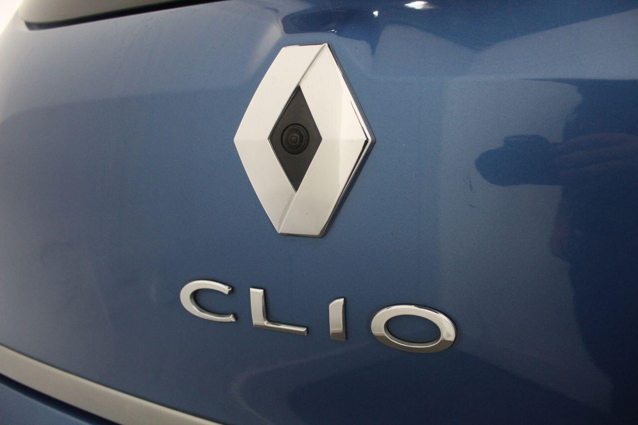Renault Clio view 18