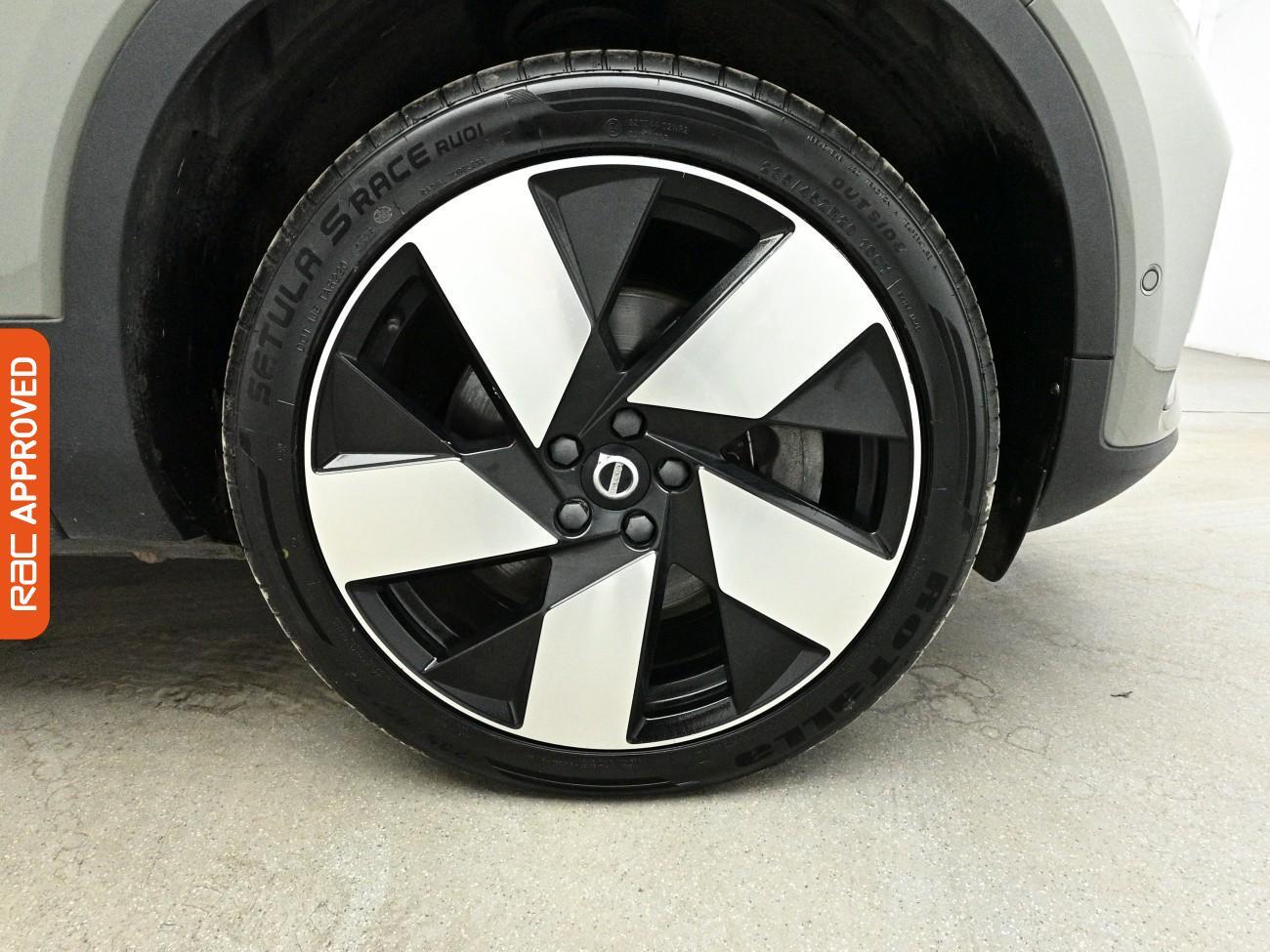Volvo C40 view 15