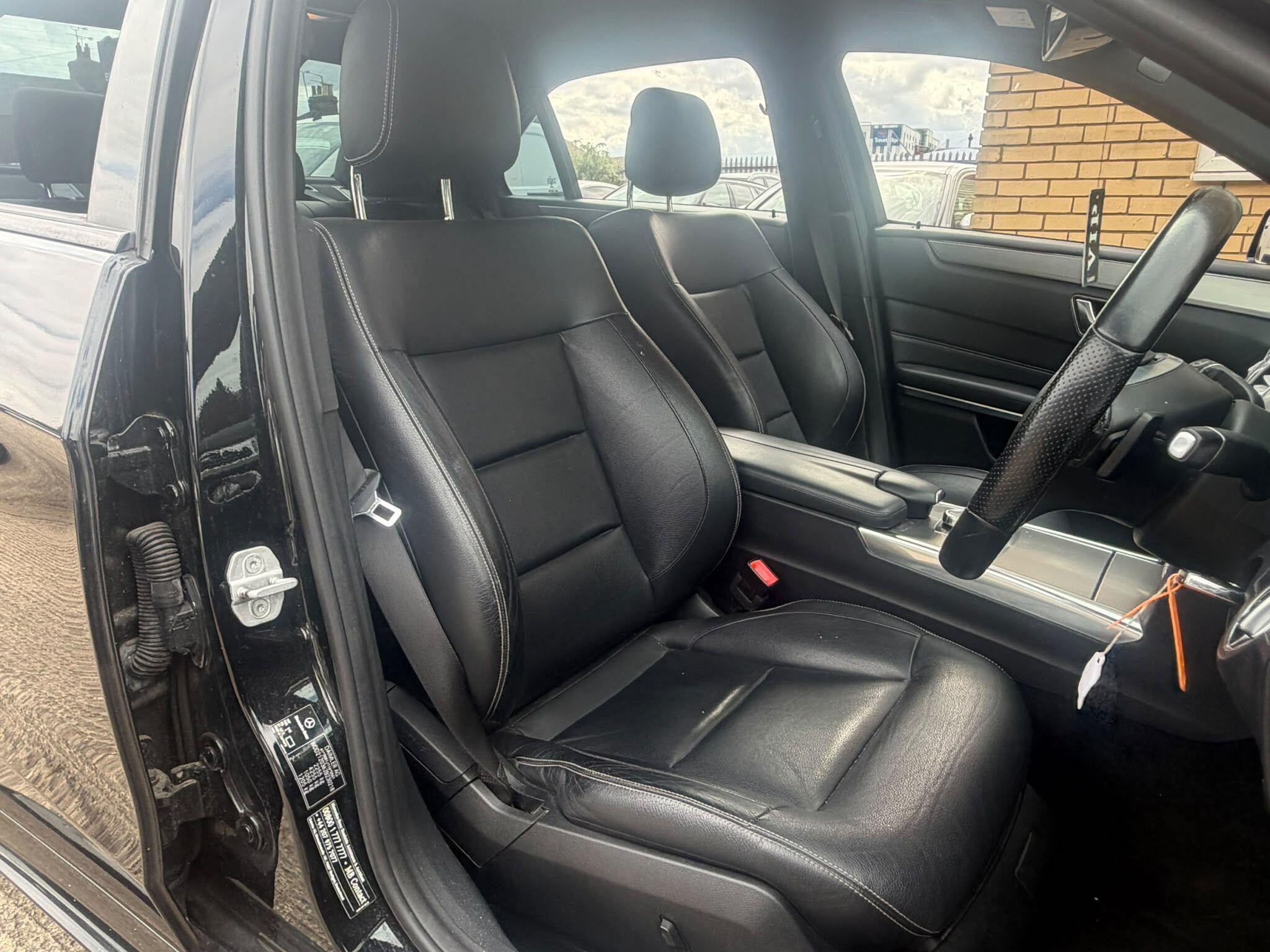 Mercedes-Benz E Class view 8