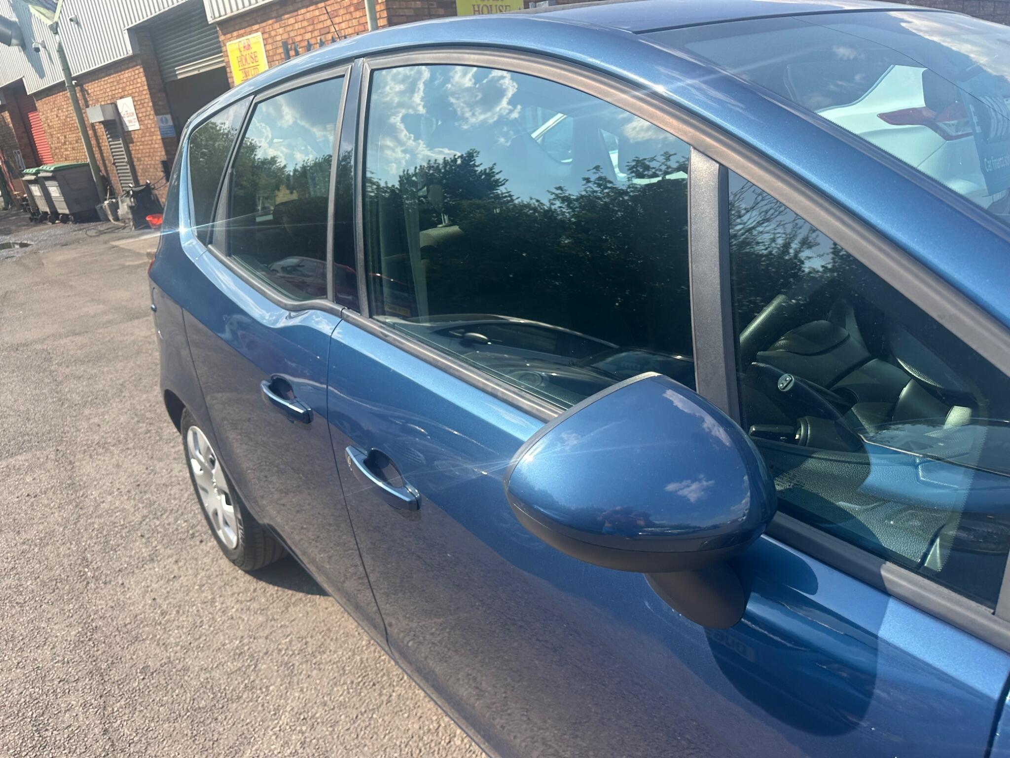 Vauxhall Meriva view 32