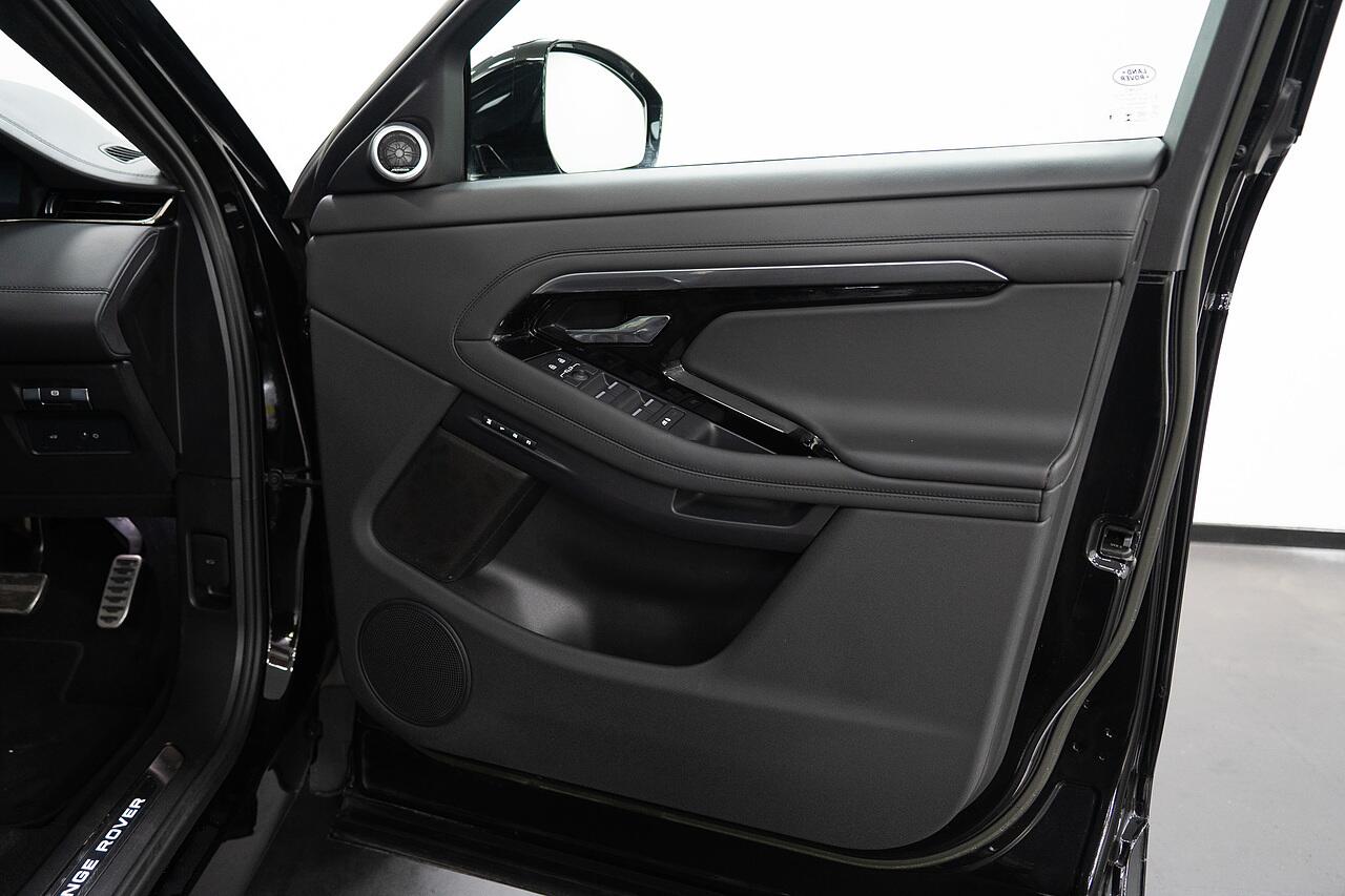 Land Rover Range Rover Evoque view 15