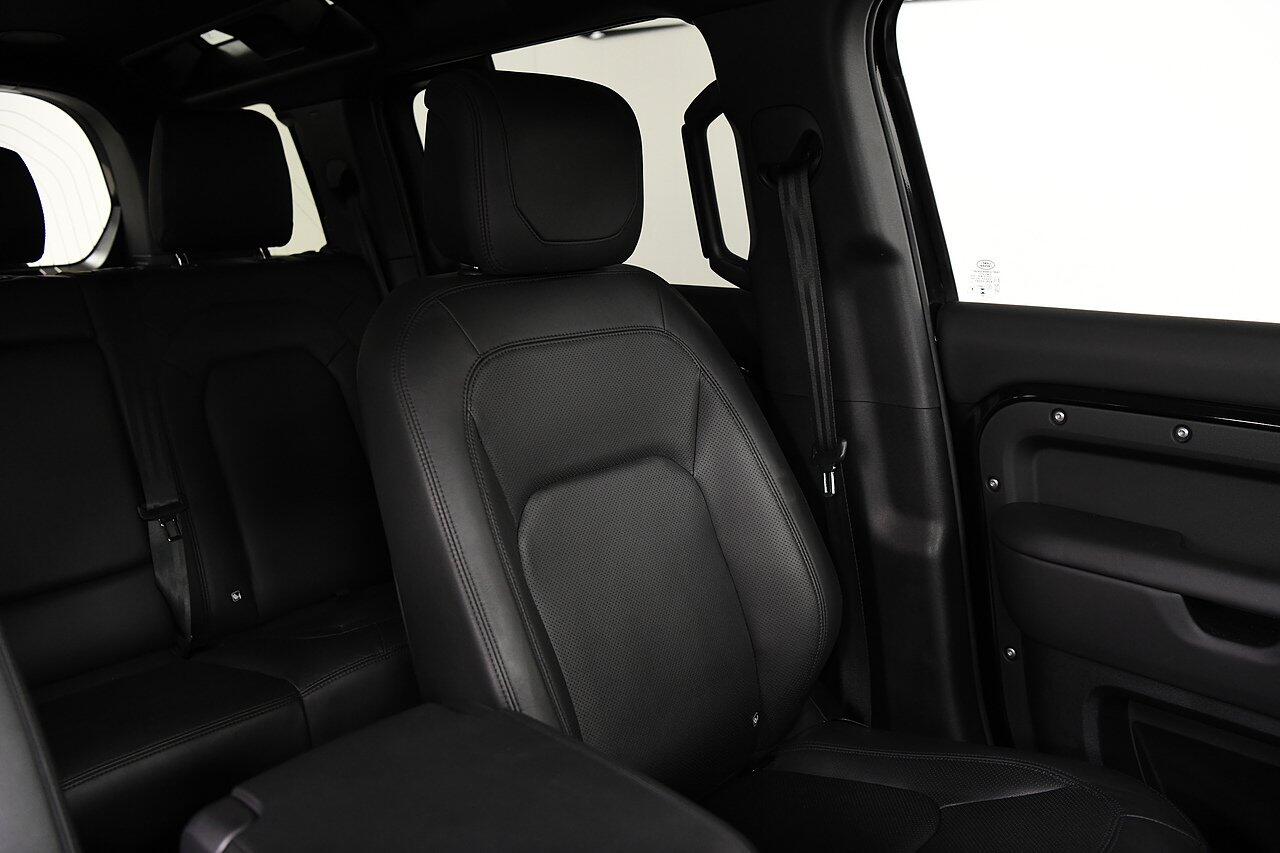 Land Rover Defender view 11