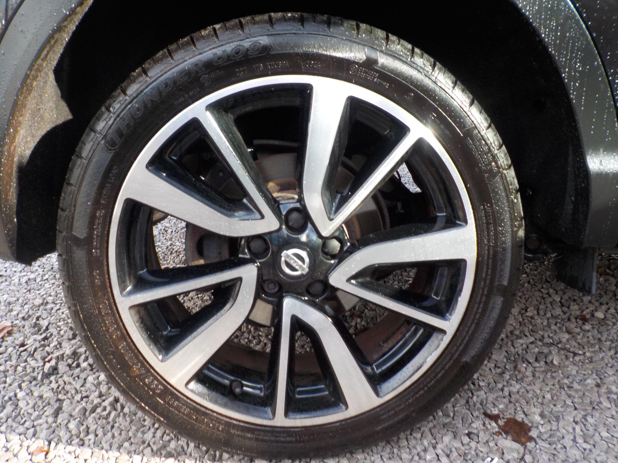 Nissan Qashqai 1.5 dCi Tekna 2WD Euro 6 (s/s) 5dr