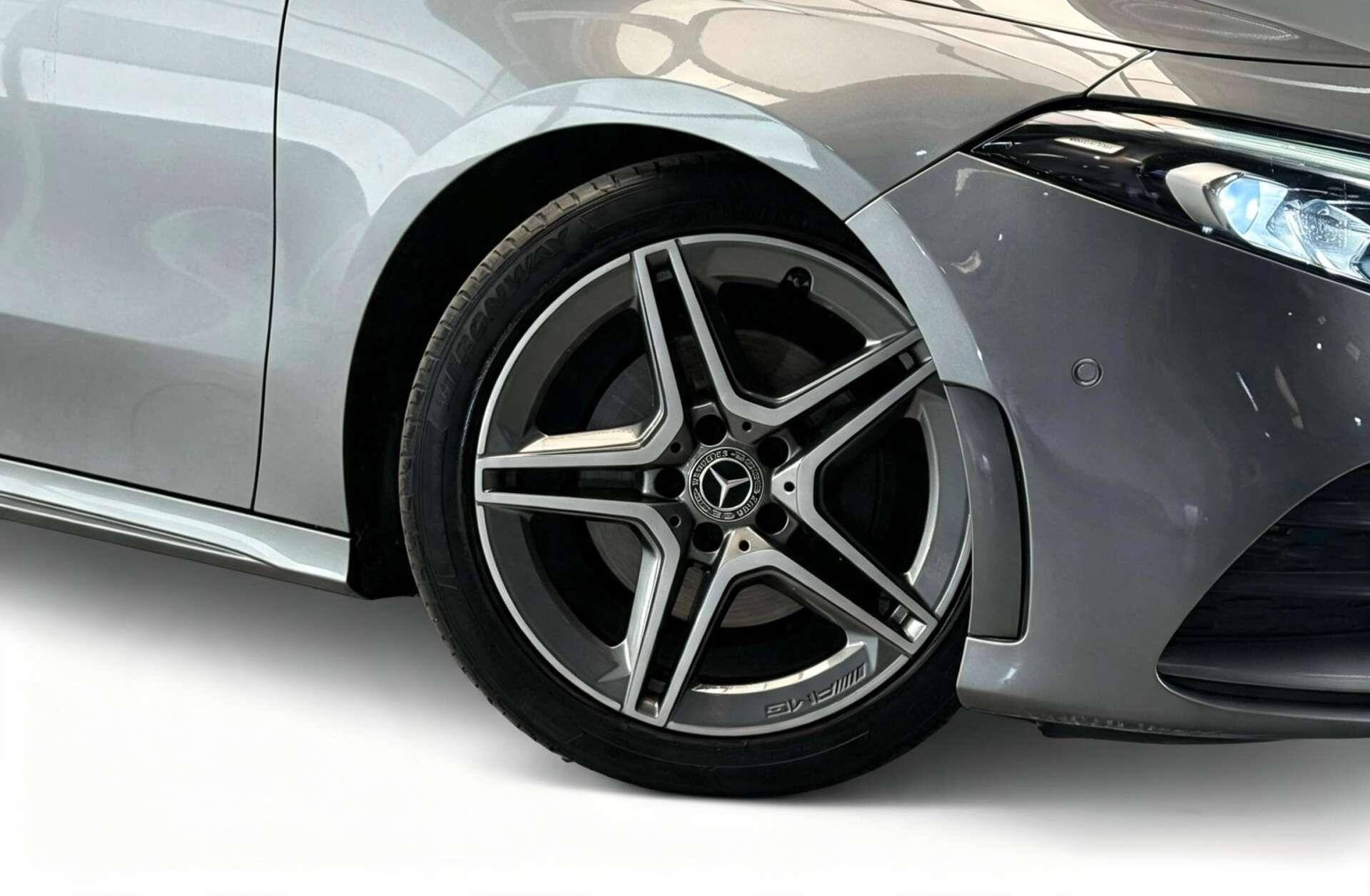 Mercedes-Benz A-Class view 3