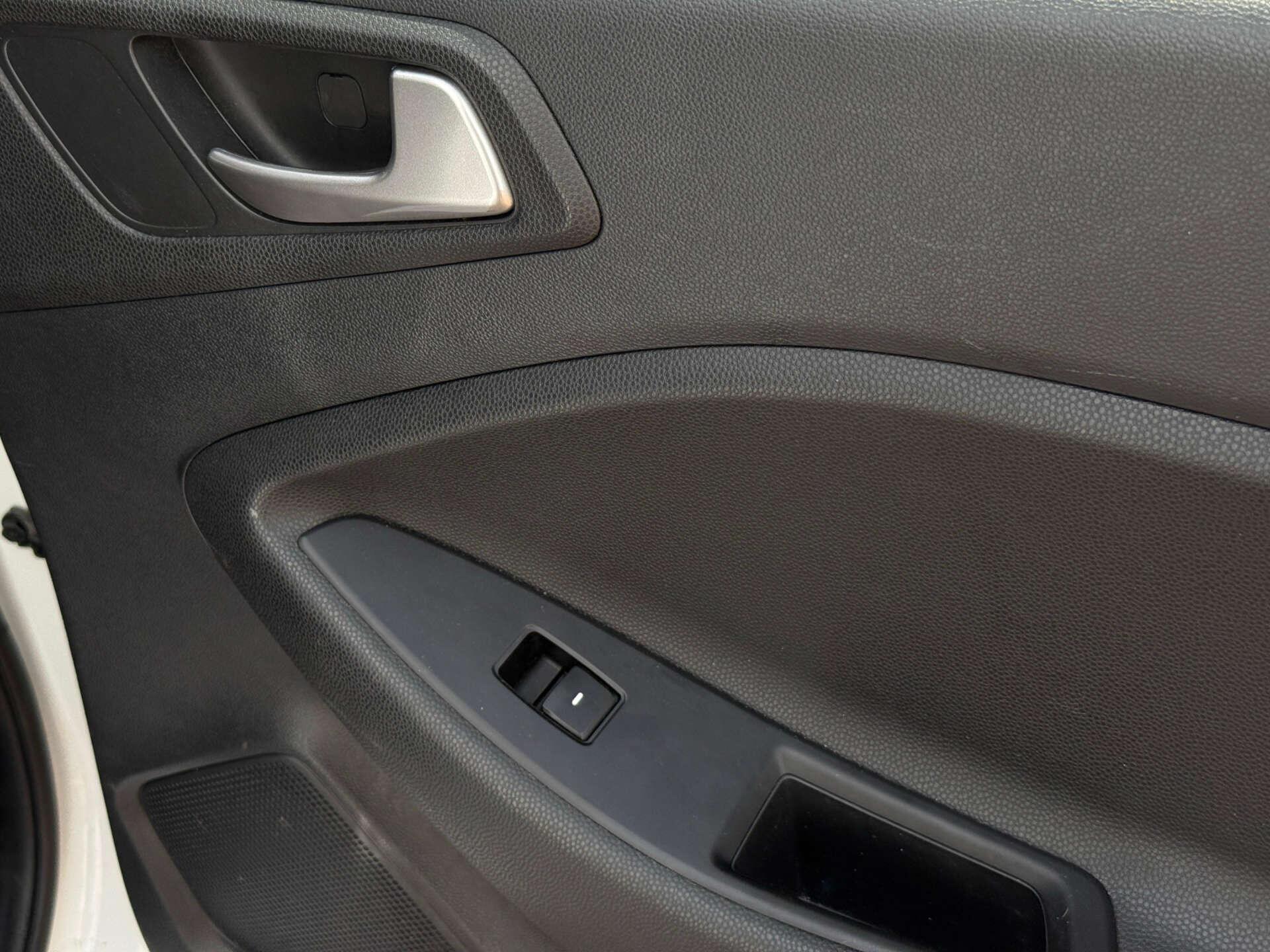 Hyundai I20 view 39
